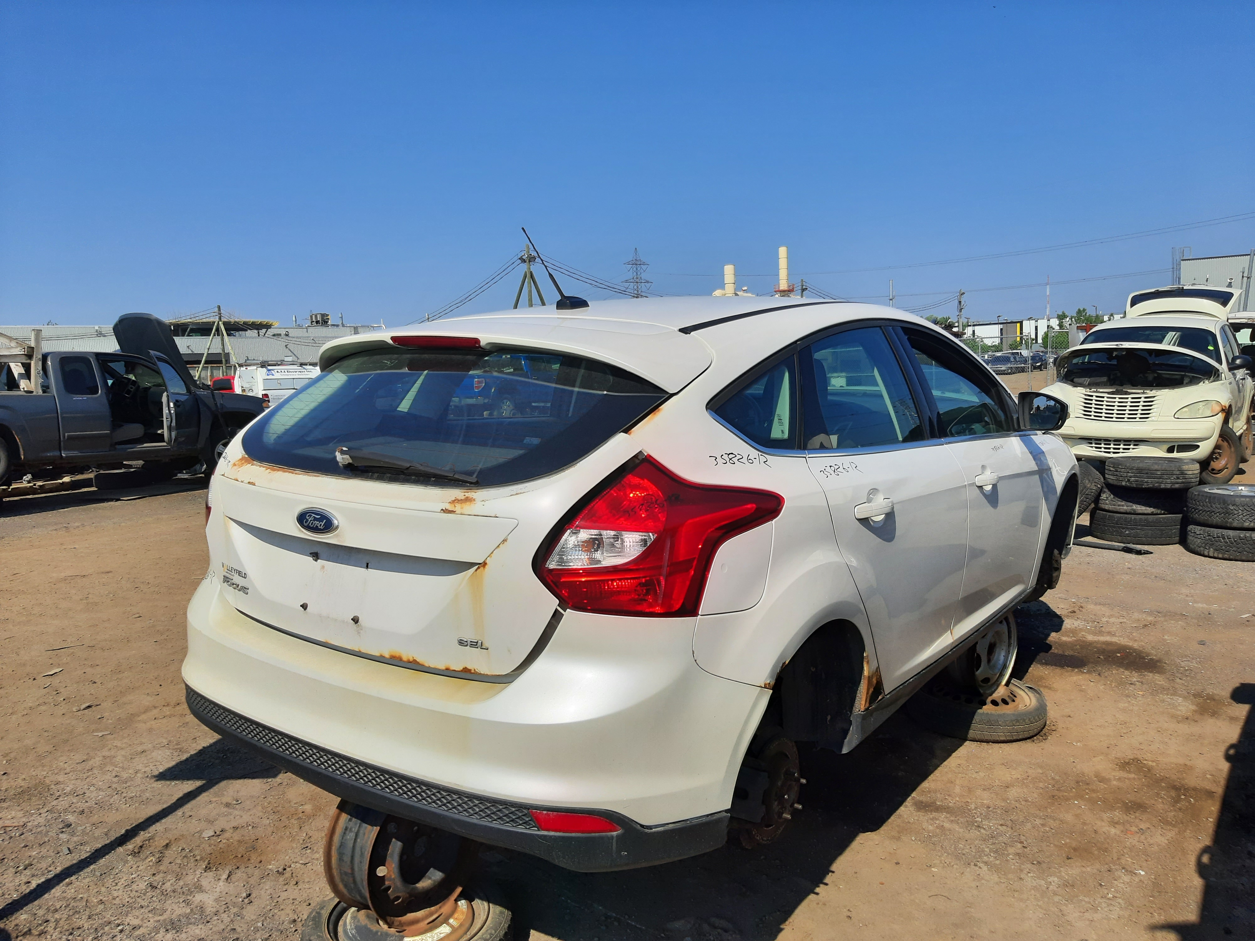 FORD FOCUS 2012
