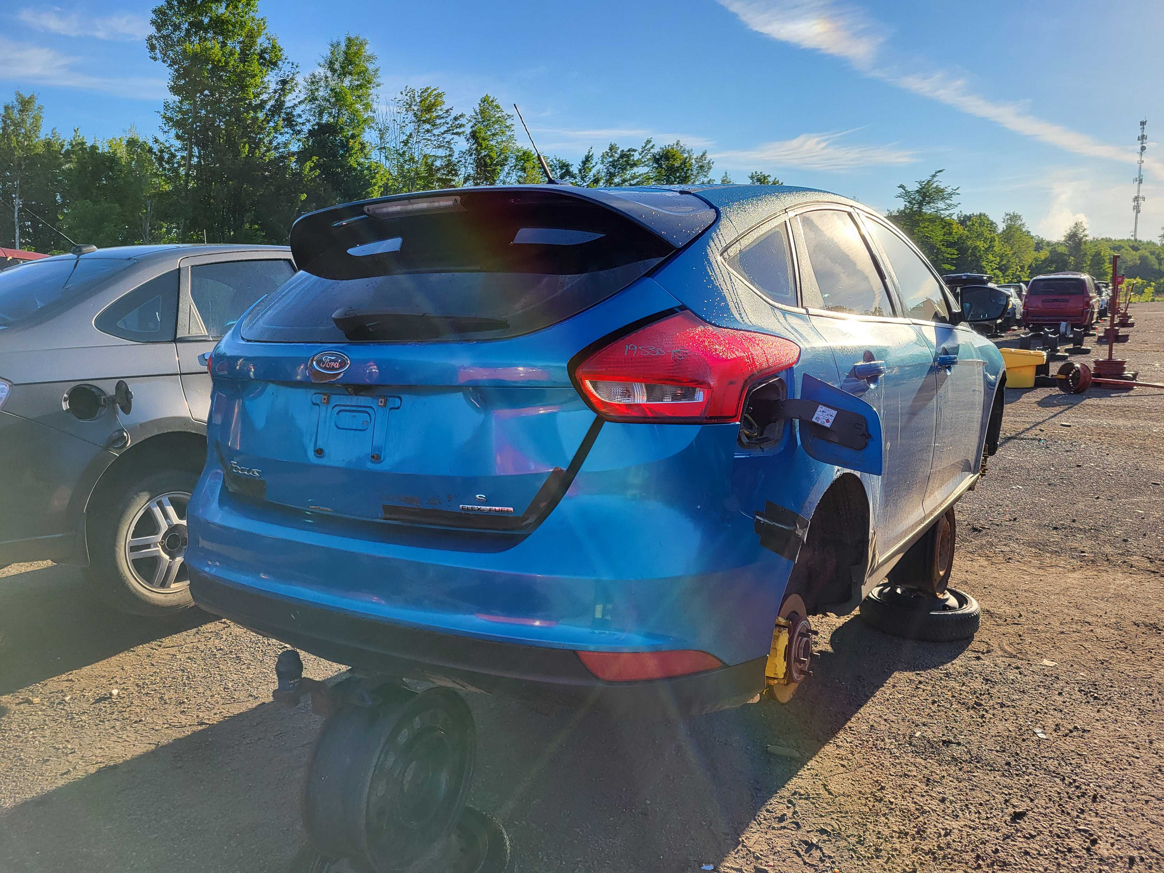 FORD FOCUS 2015