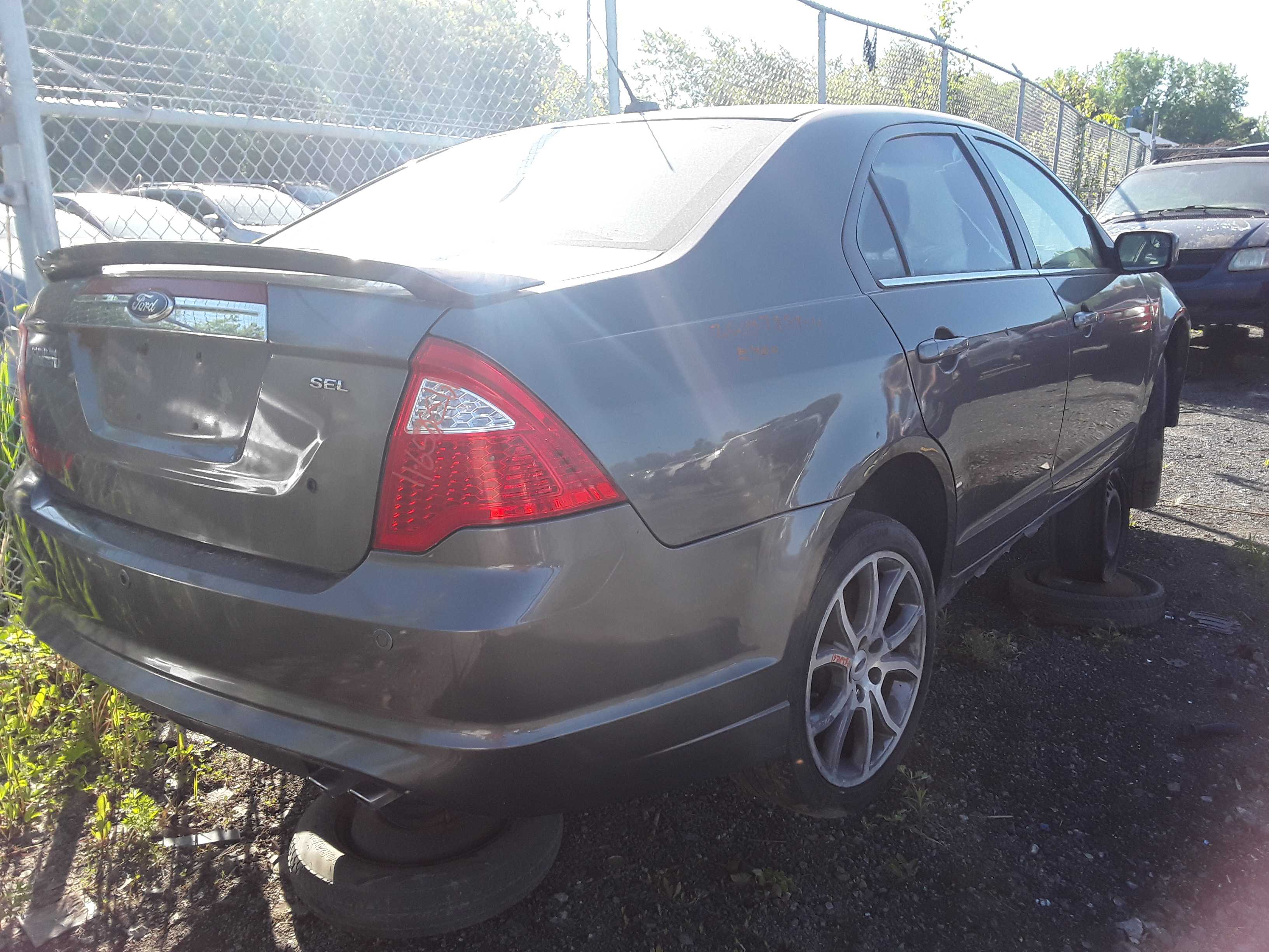 FORD FUSION 2011