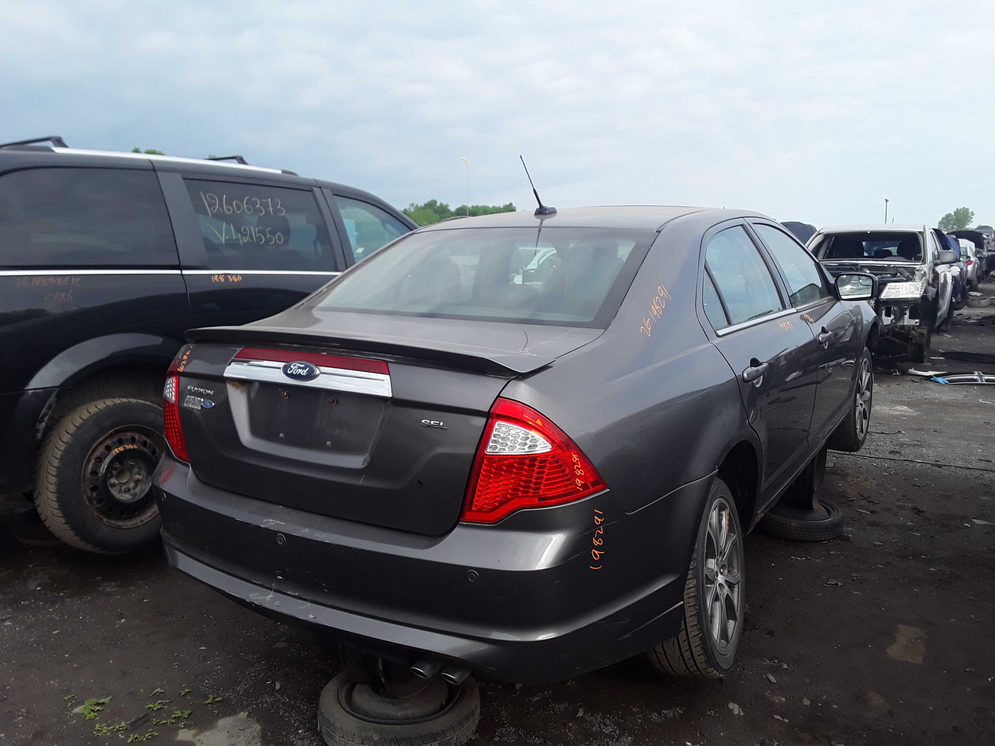 FORD FUSION 2011