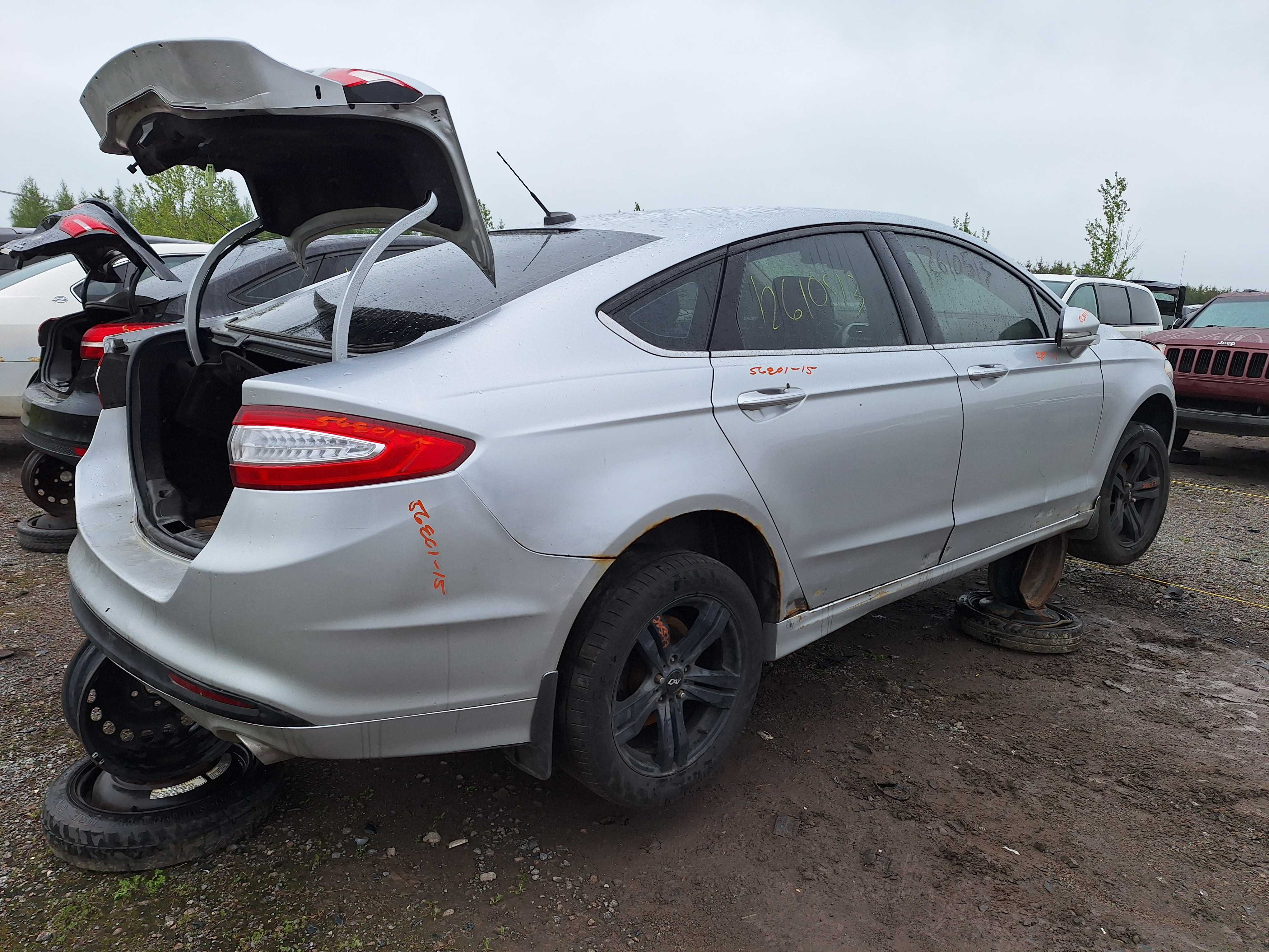 FORD FUSION 2015