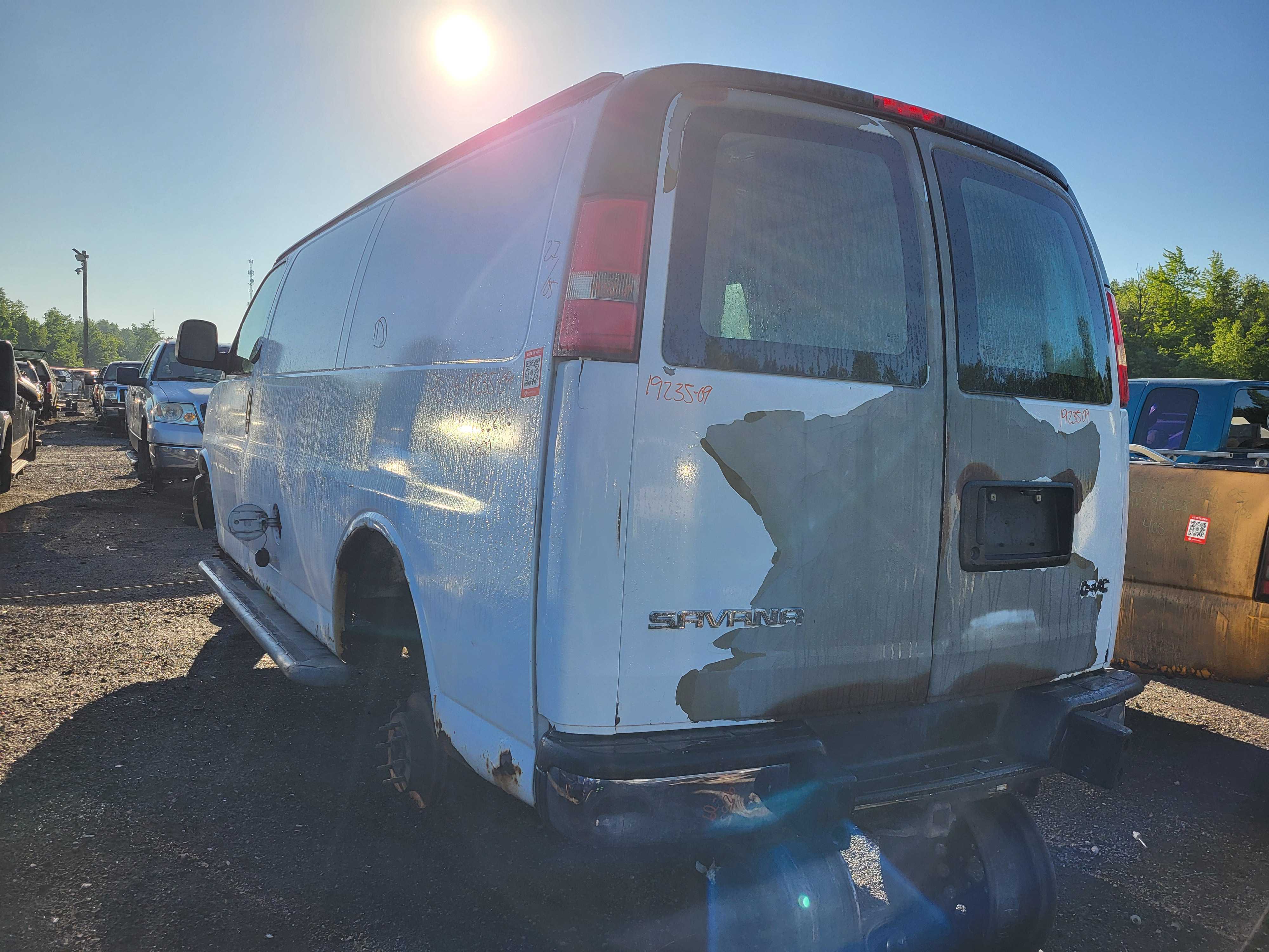 GMC SAVANA CARGO 2009