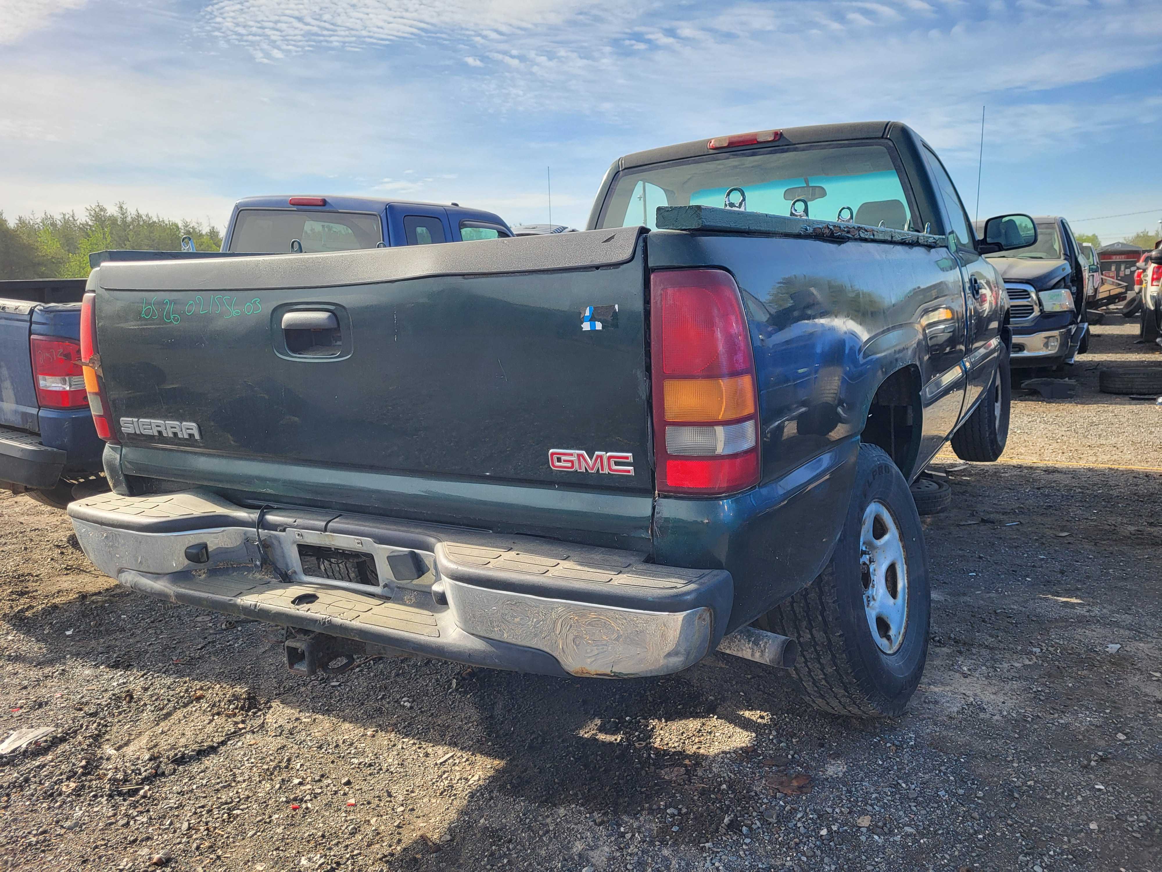 GMC SIERRA 1500 2003