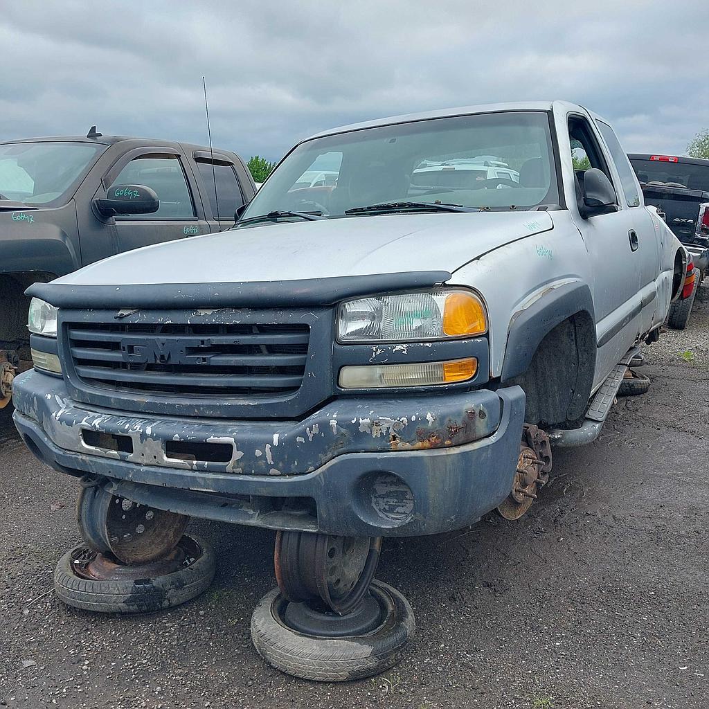 GMC SIERRA 1500 2005