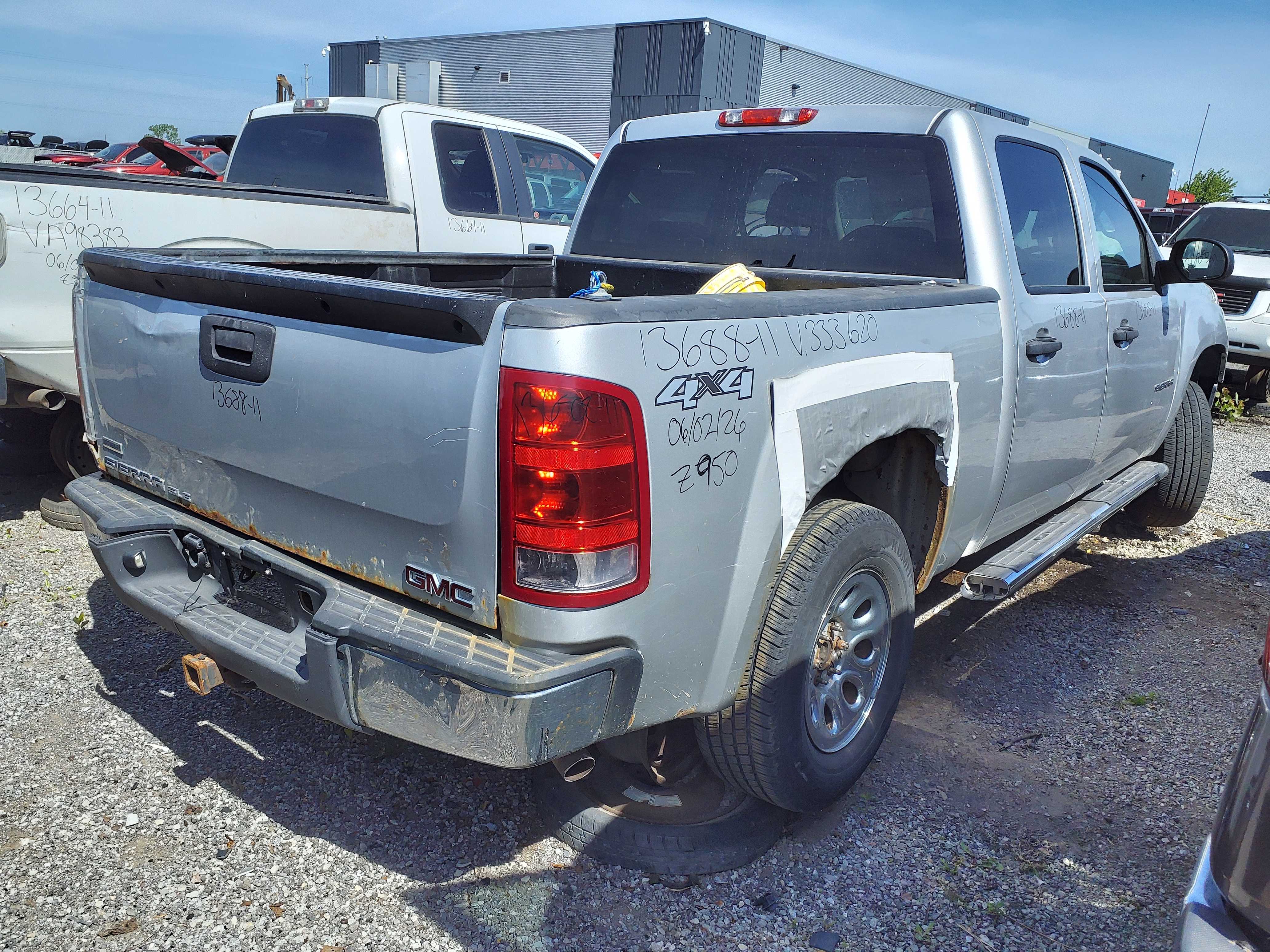 GMC SIERRA 1500 2011