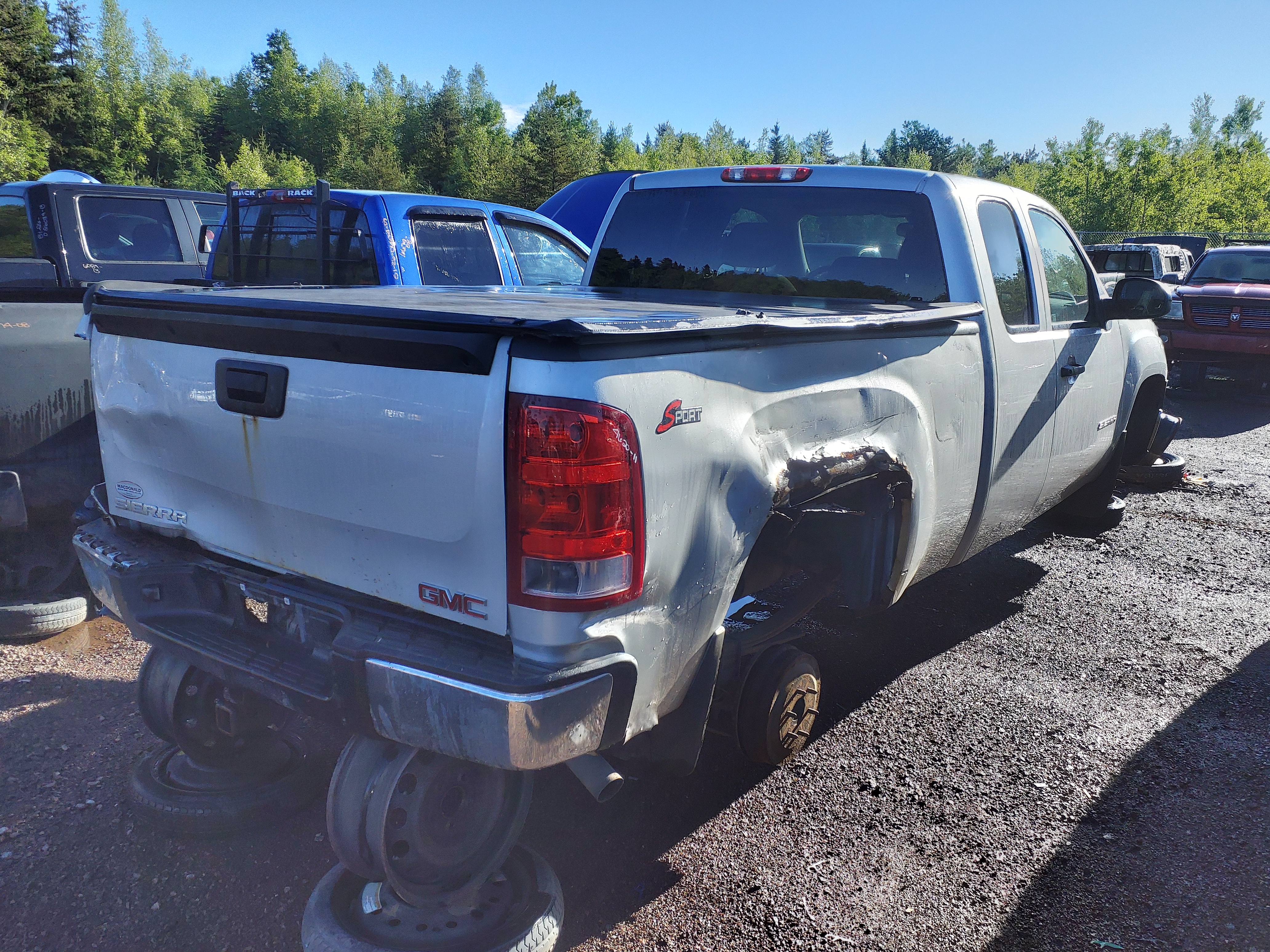 GMC SIERRA 1500 2011