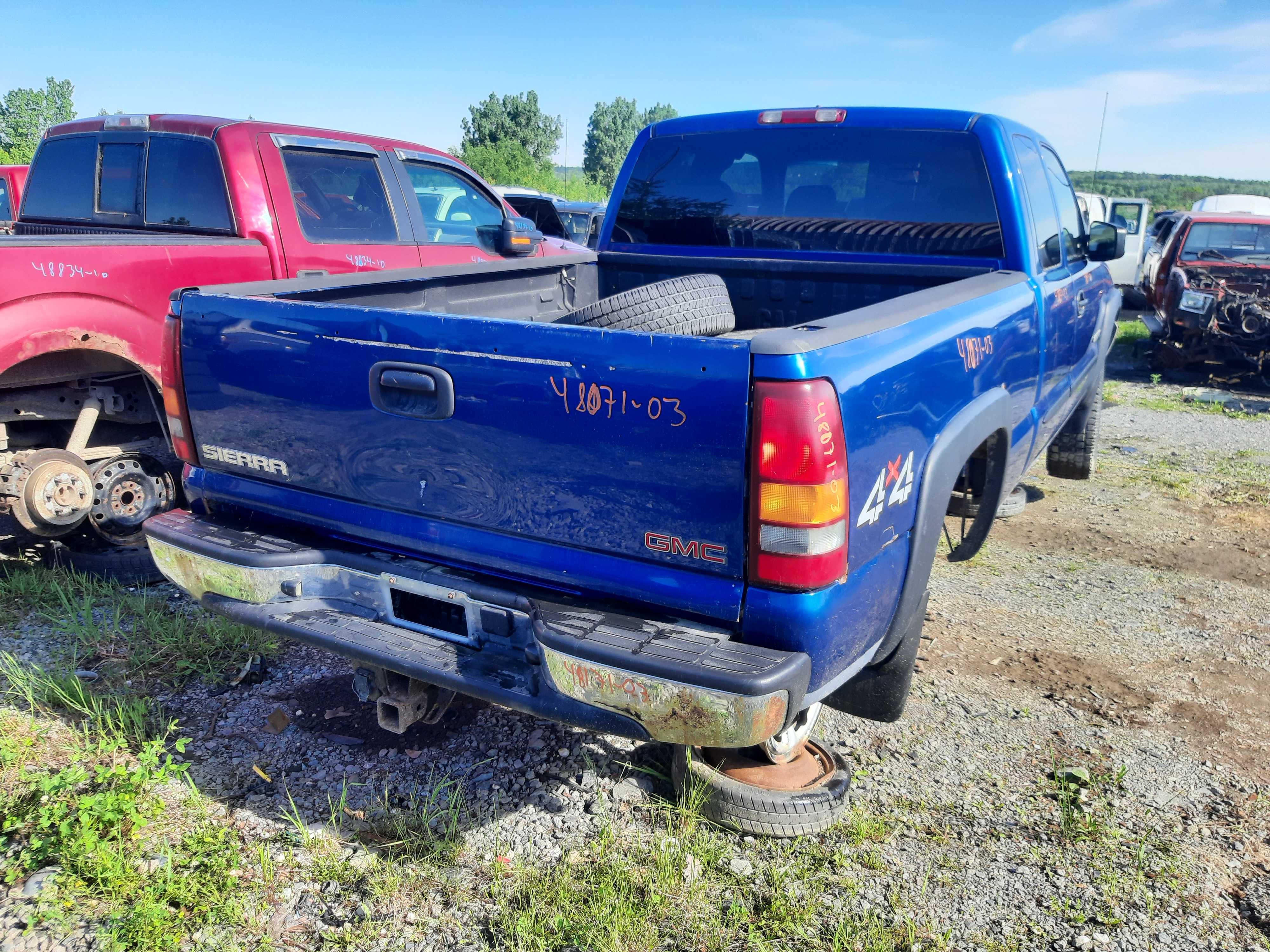 GMC SIERRA 2500 2003