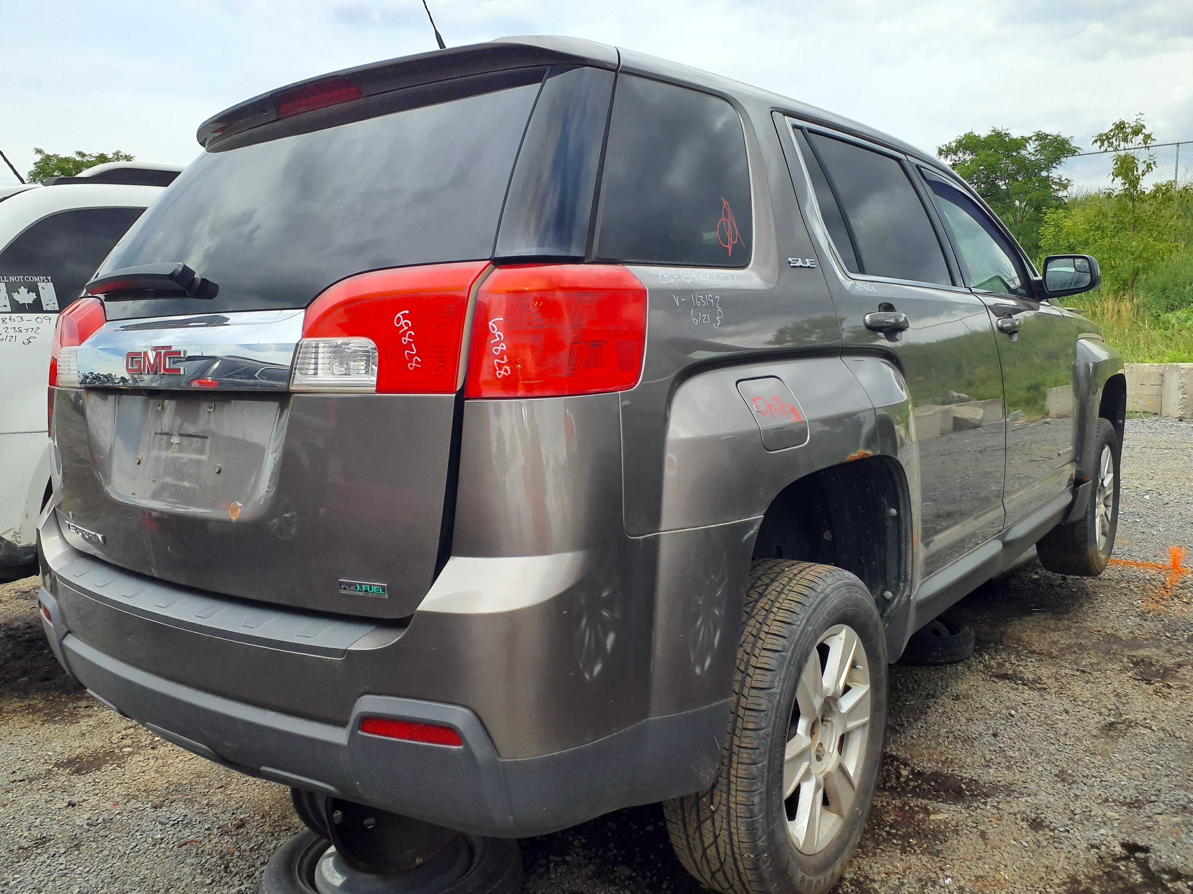 GMC VAN 2012