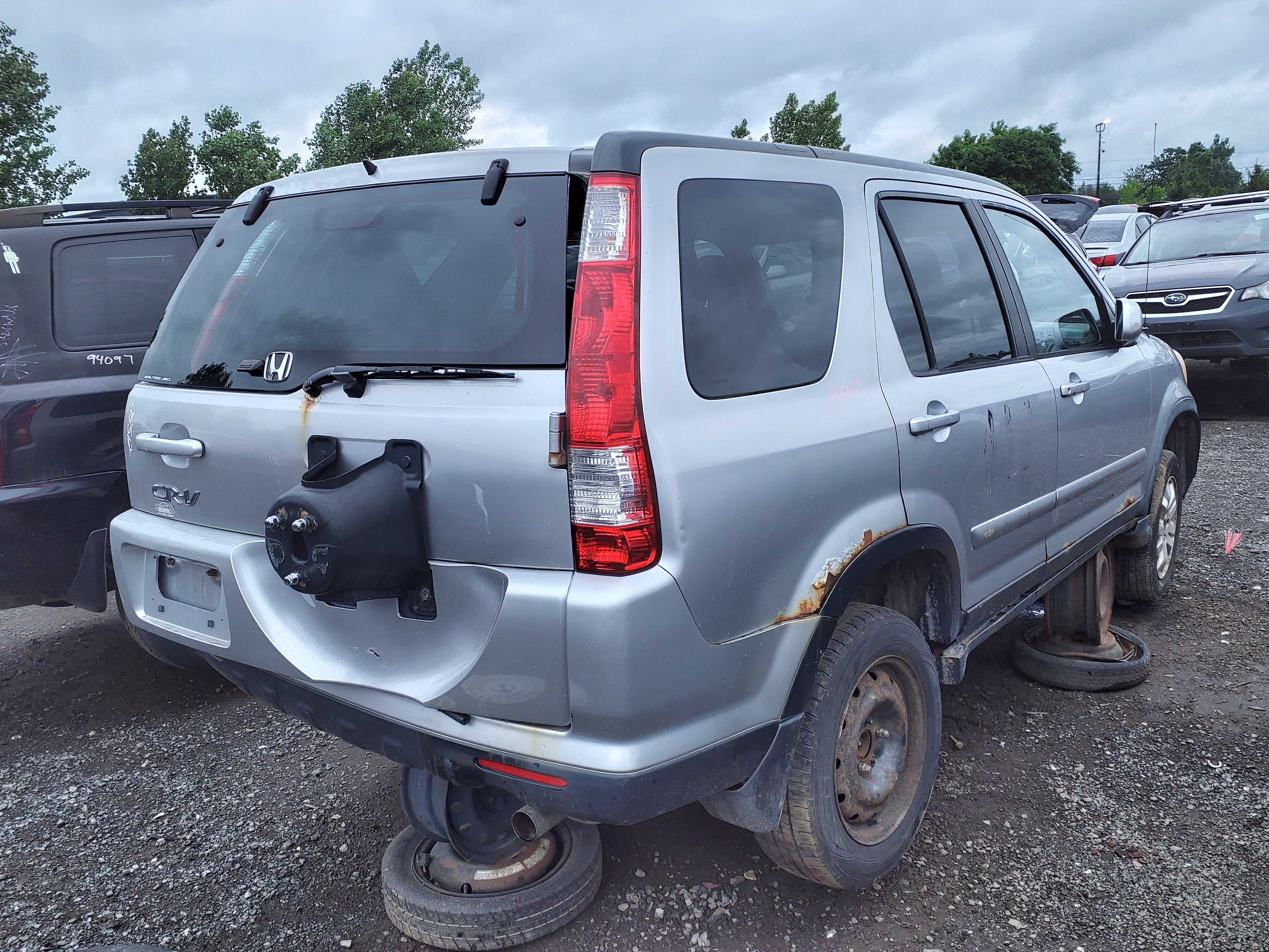 HONDA CR-V 2005