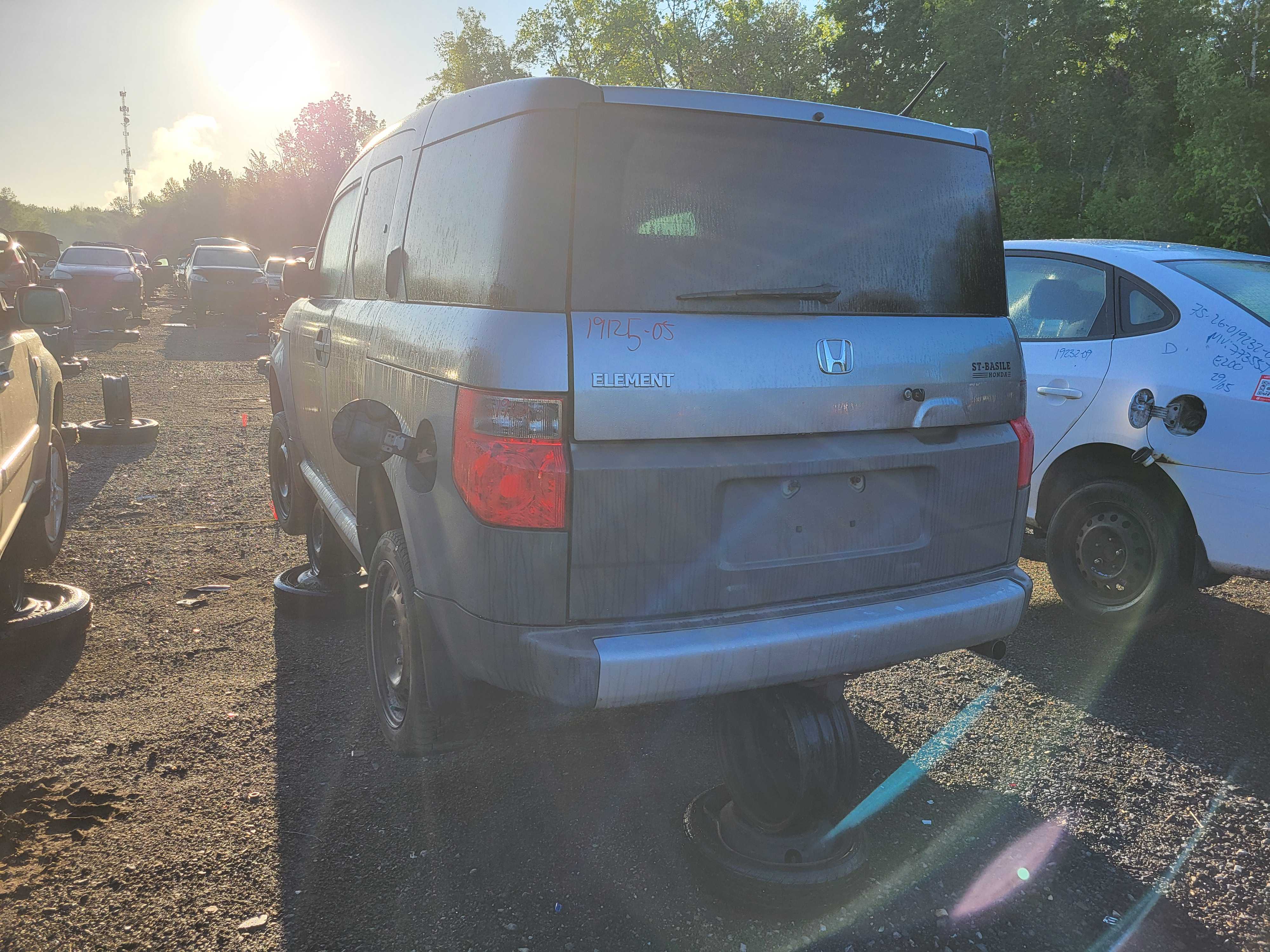 HONDA ELEMENT 2005