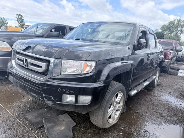 HONDA RIDGELINE 2010