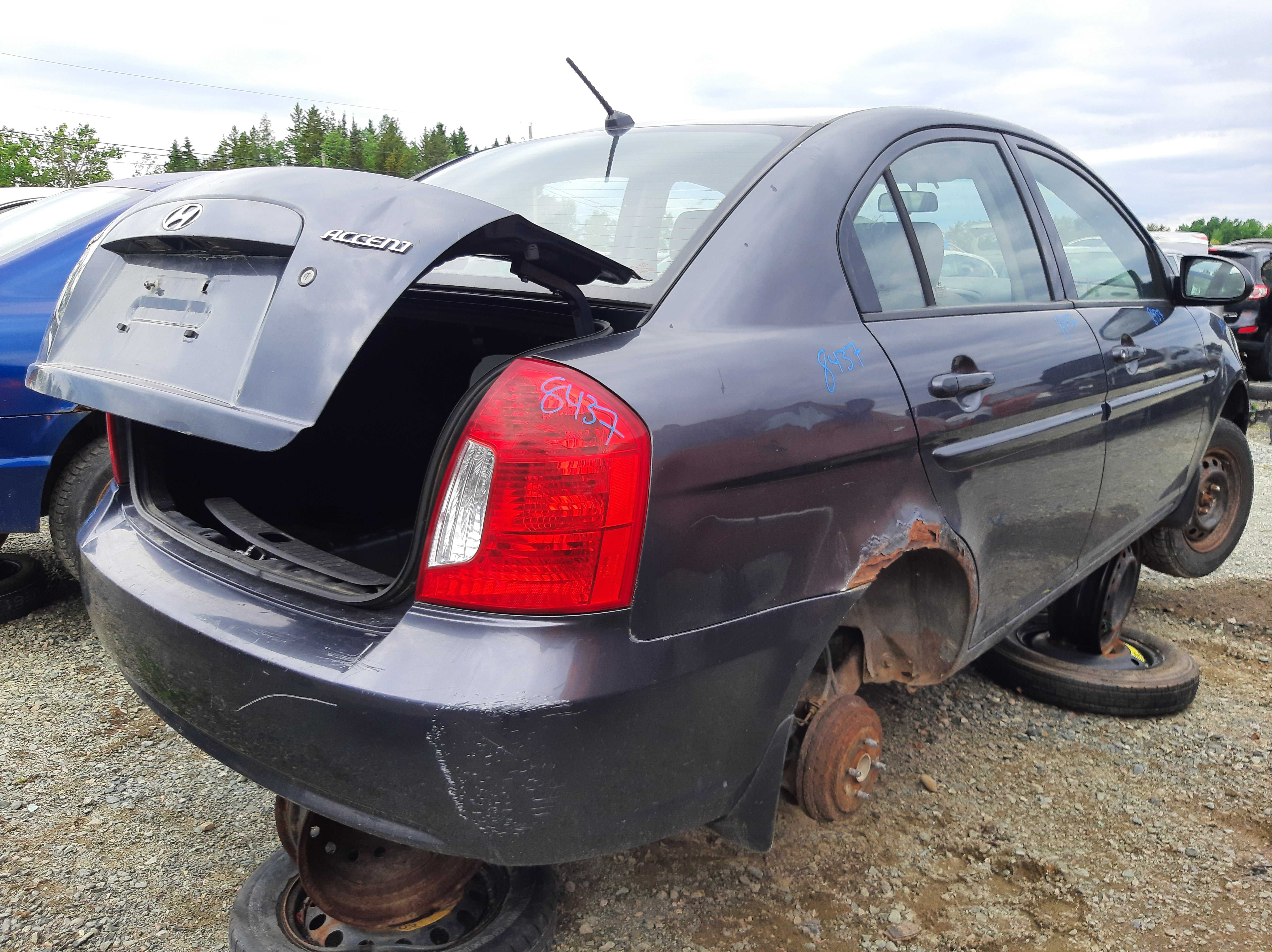 HYUNDAI ACCENT 2009