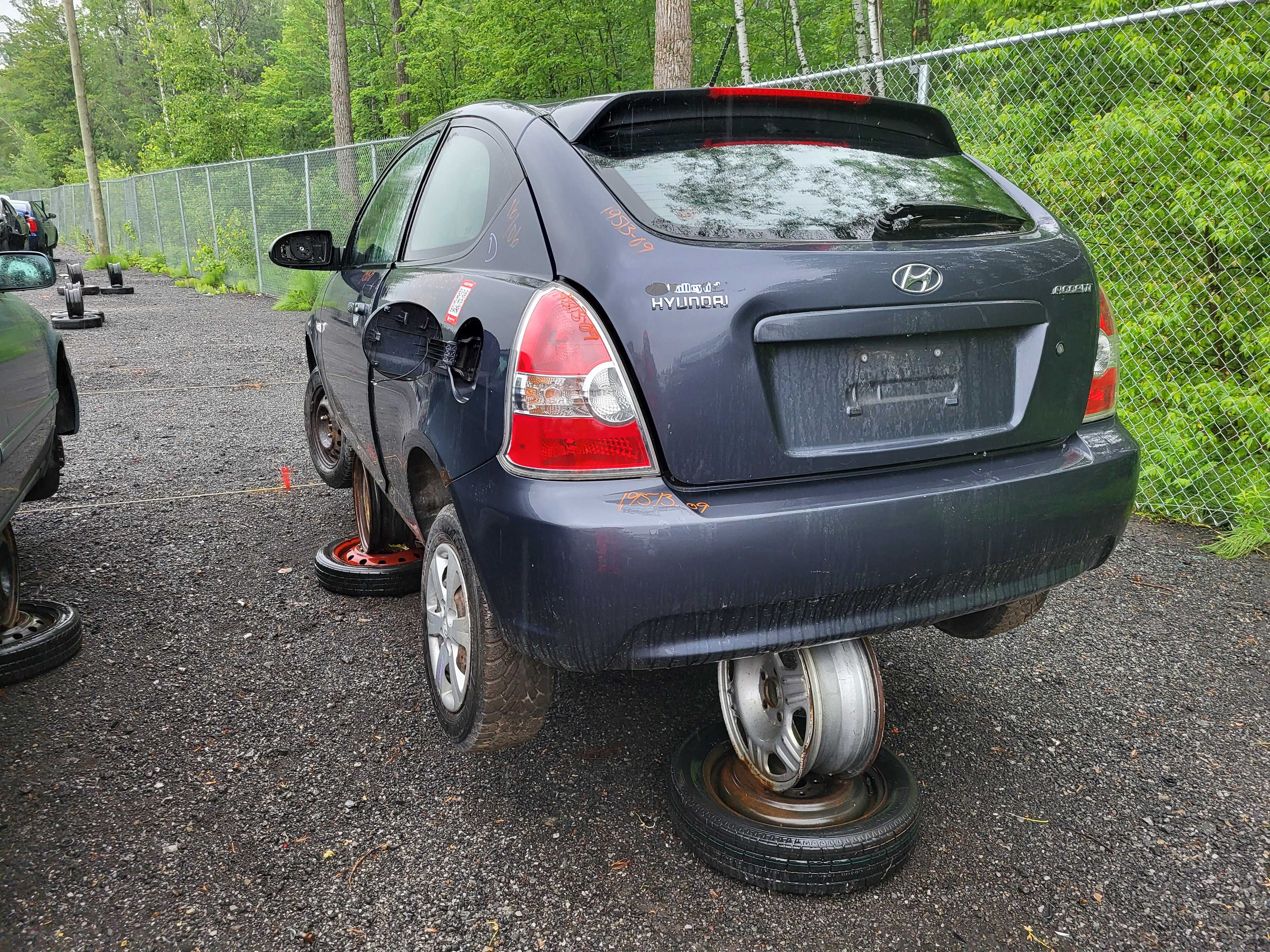 HYUNDAI ACCENT 2009