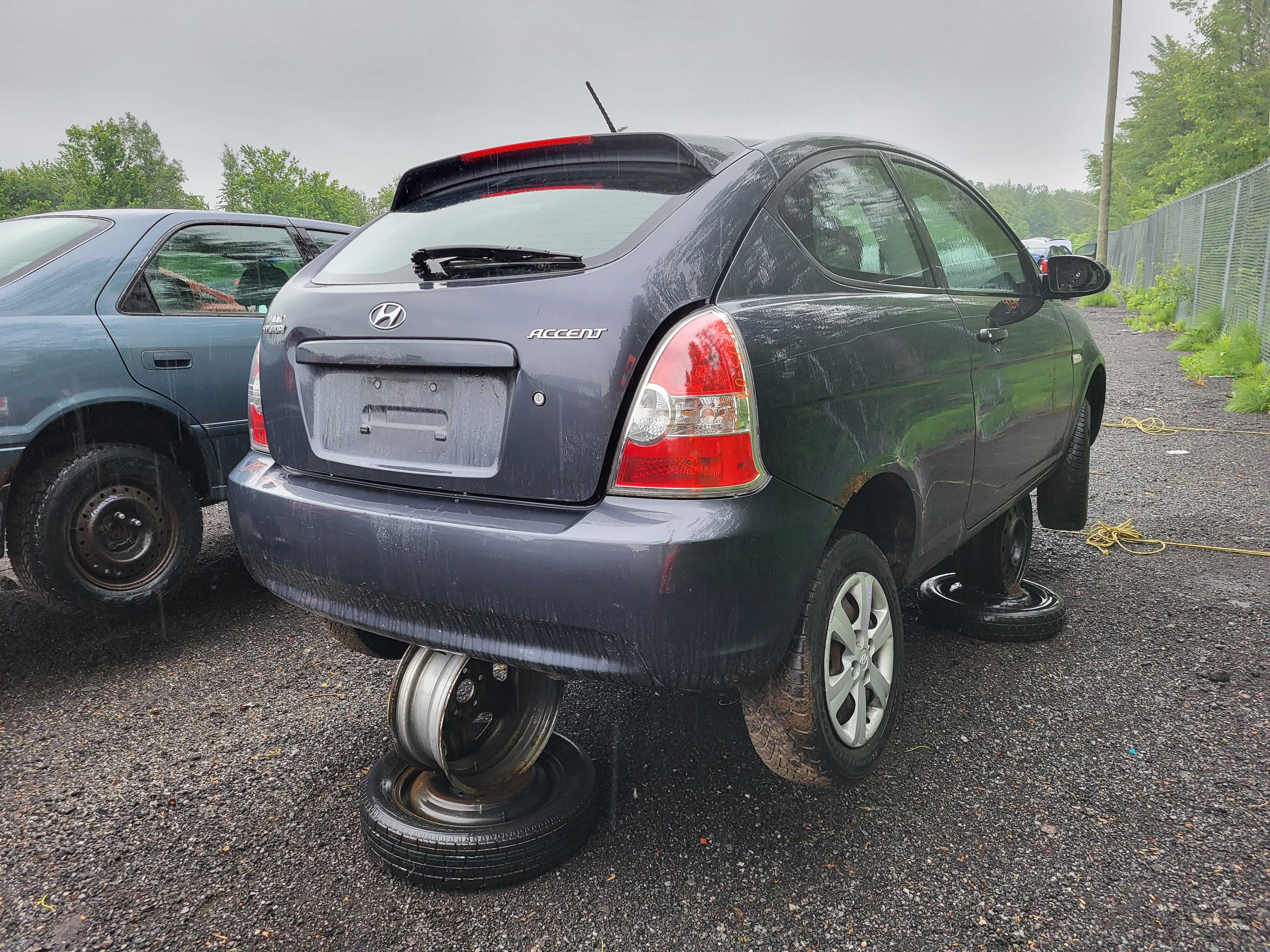 HYUNDAI ACCENT 2009