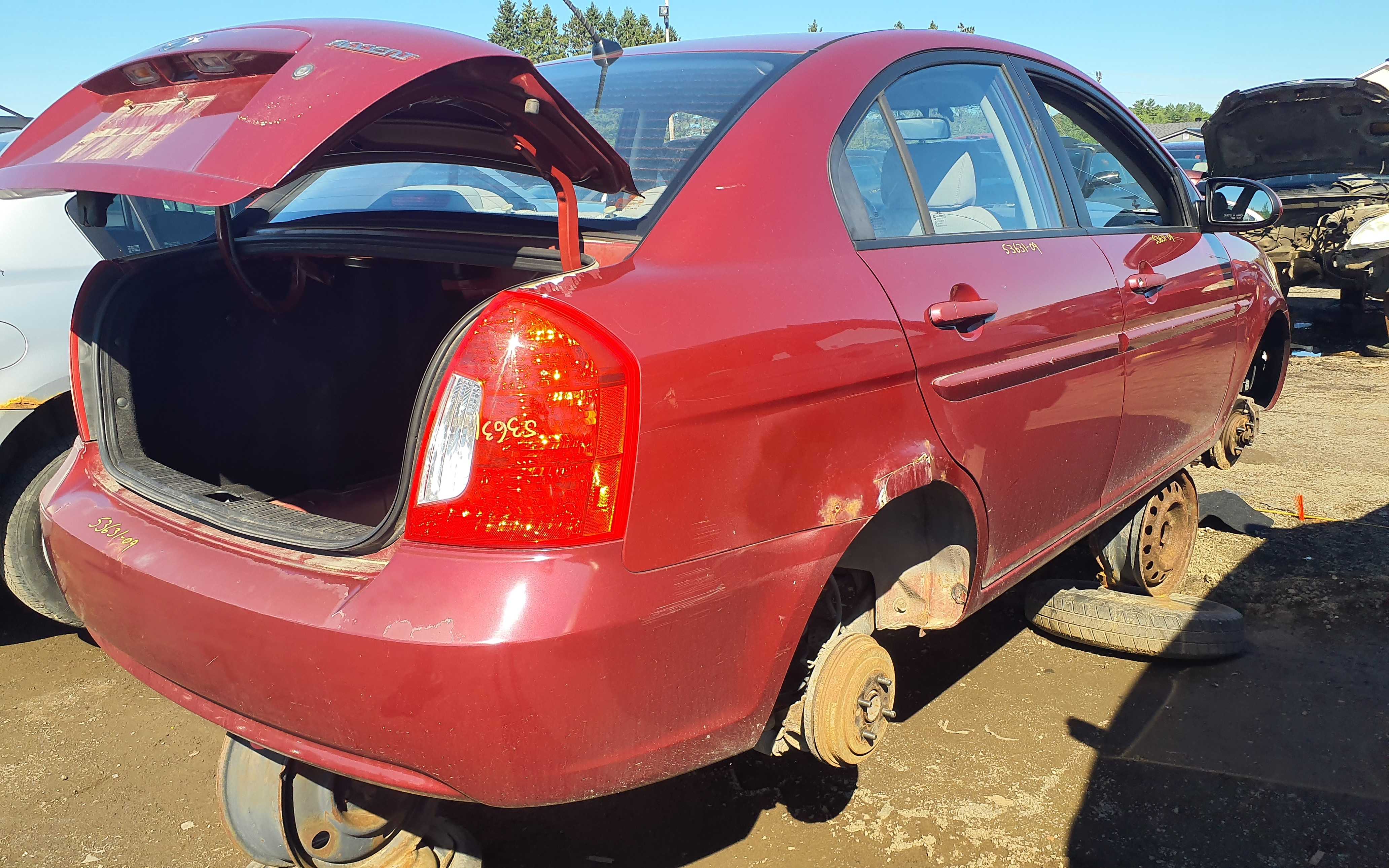 HYUNDAI ACCENT 2009
