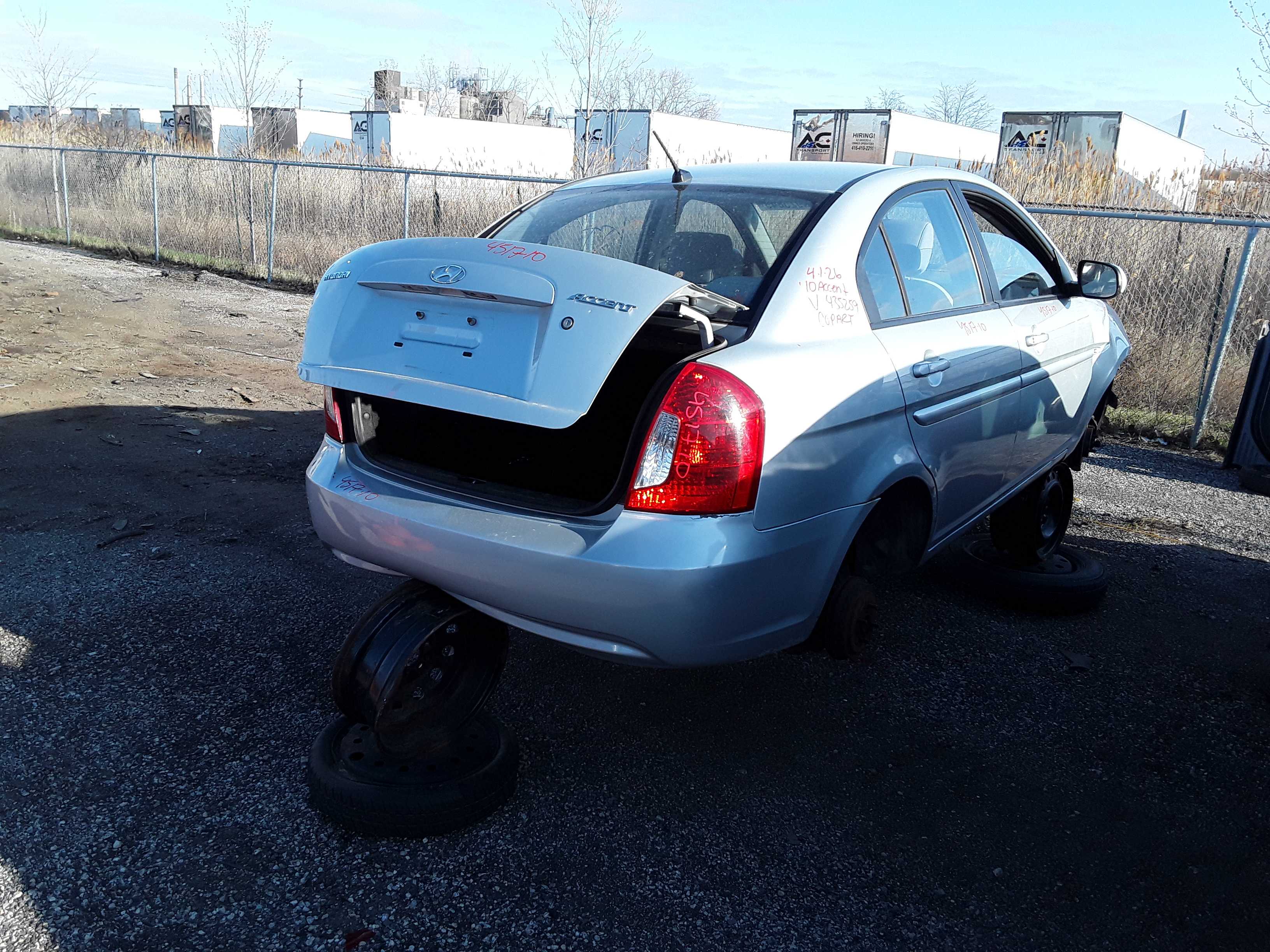 HYUNDAI ACCENT 2010