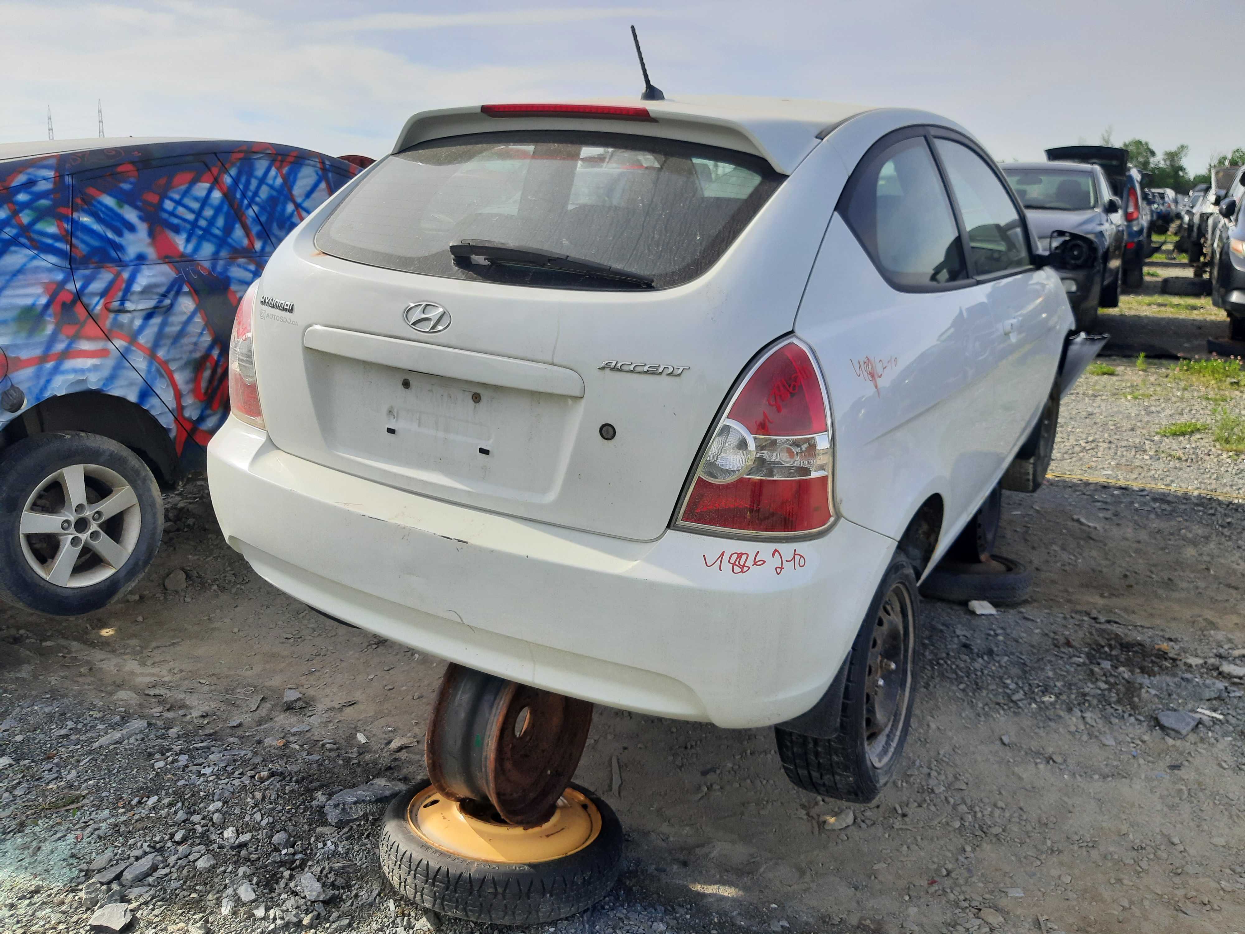HYUNDAI ACCENT 2010