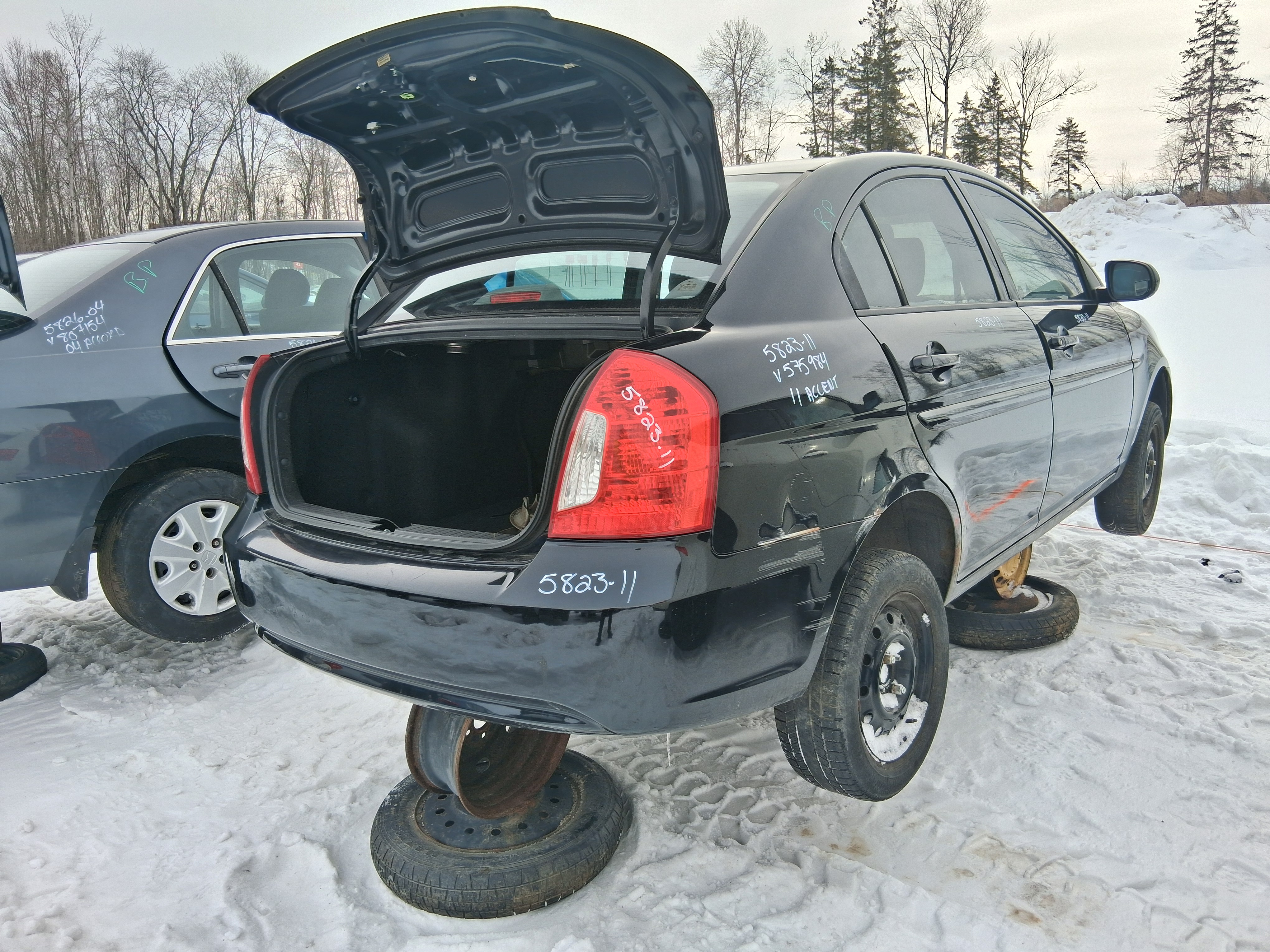 HYUNDAI ACCENT 2011