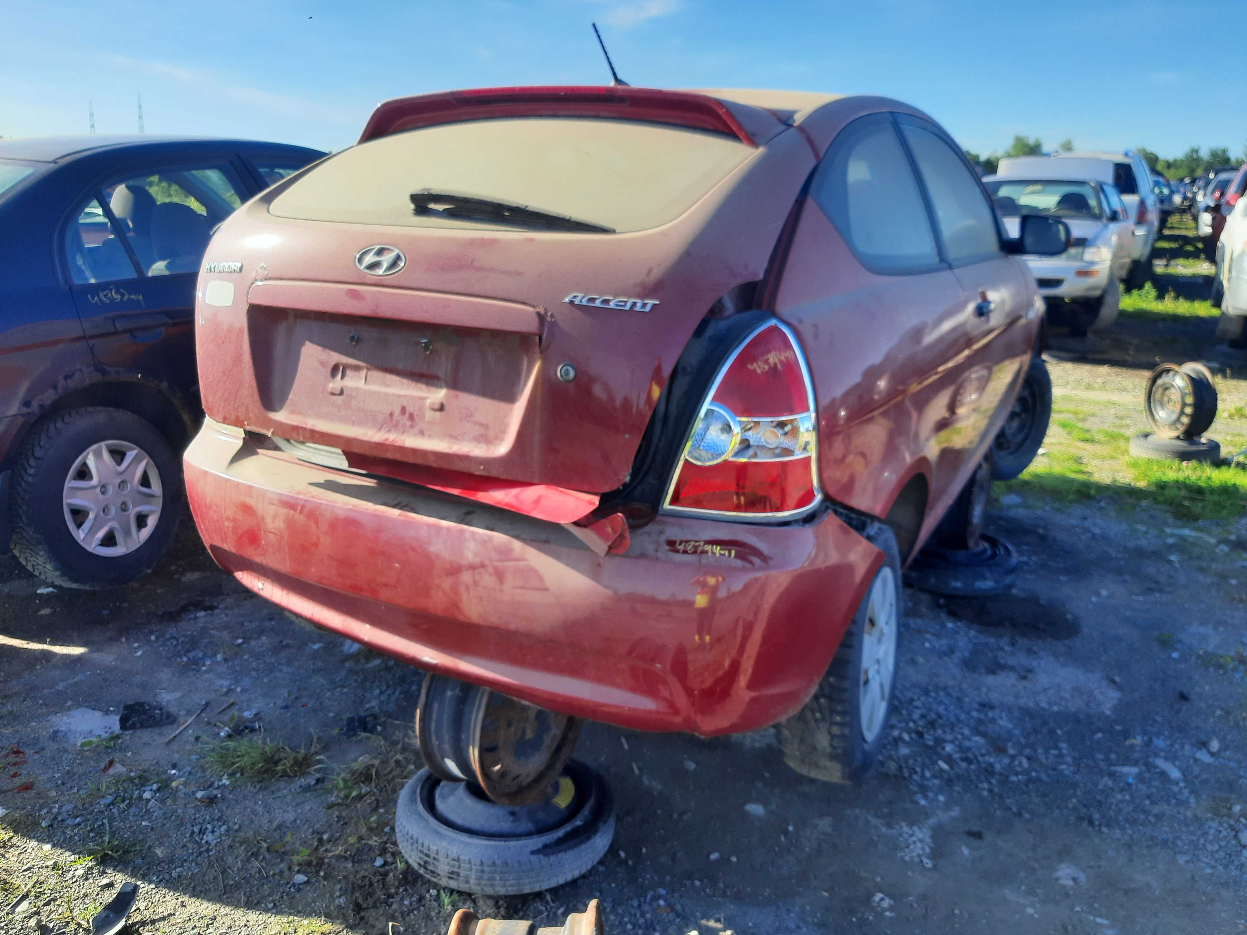 HYUNDAI ACCENT 2011