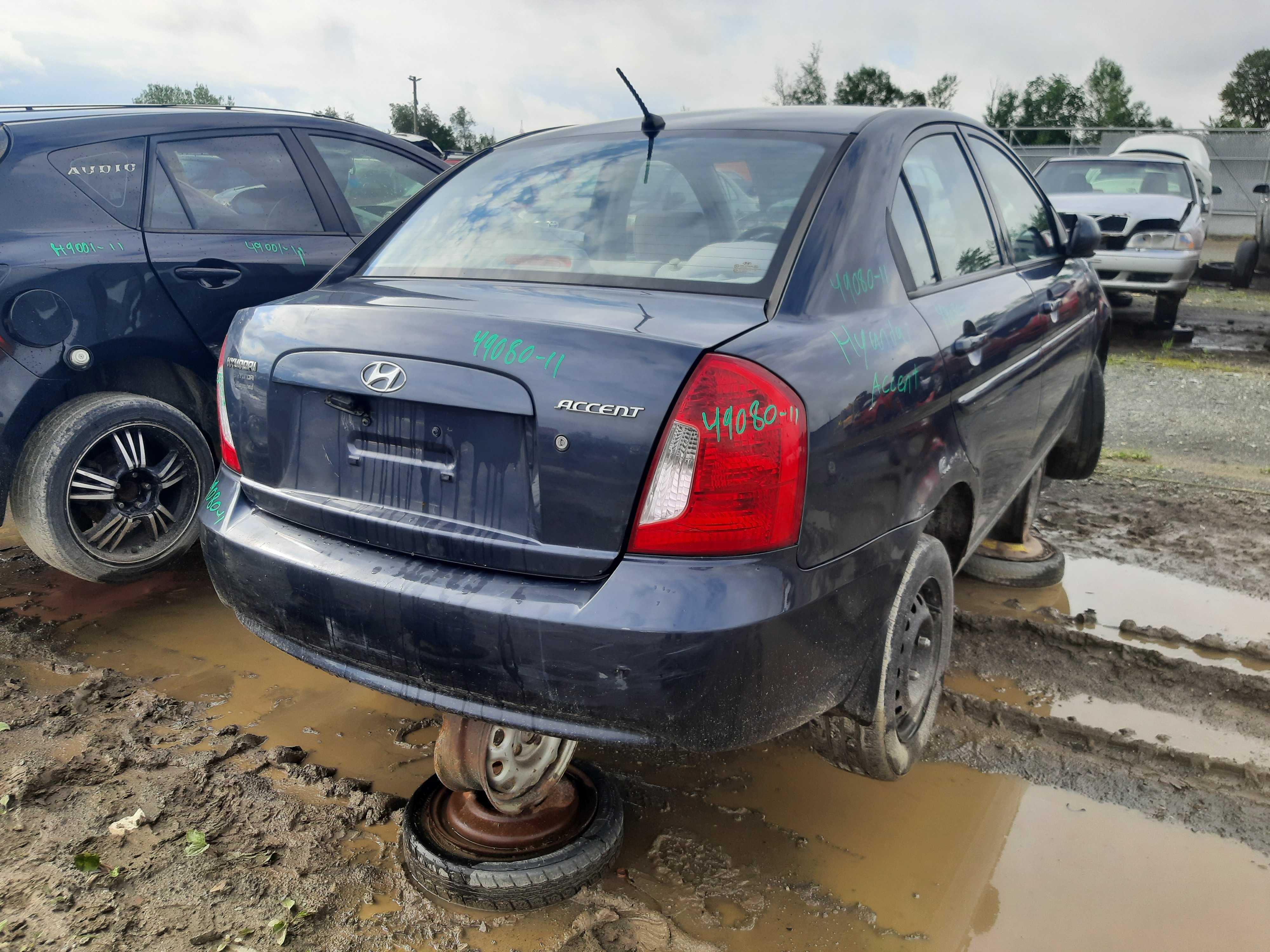 HYUNDAI ACCENT 2011