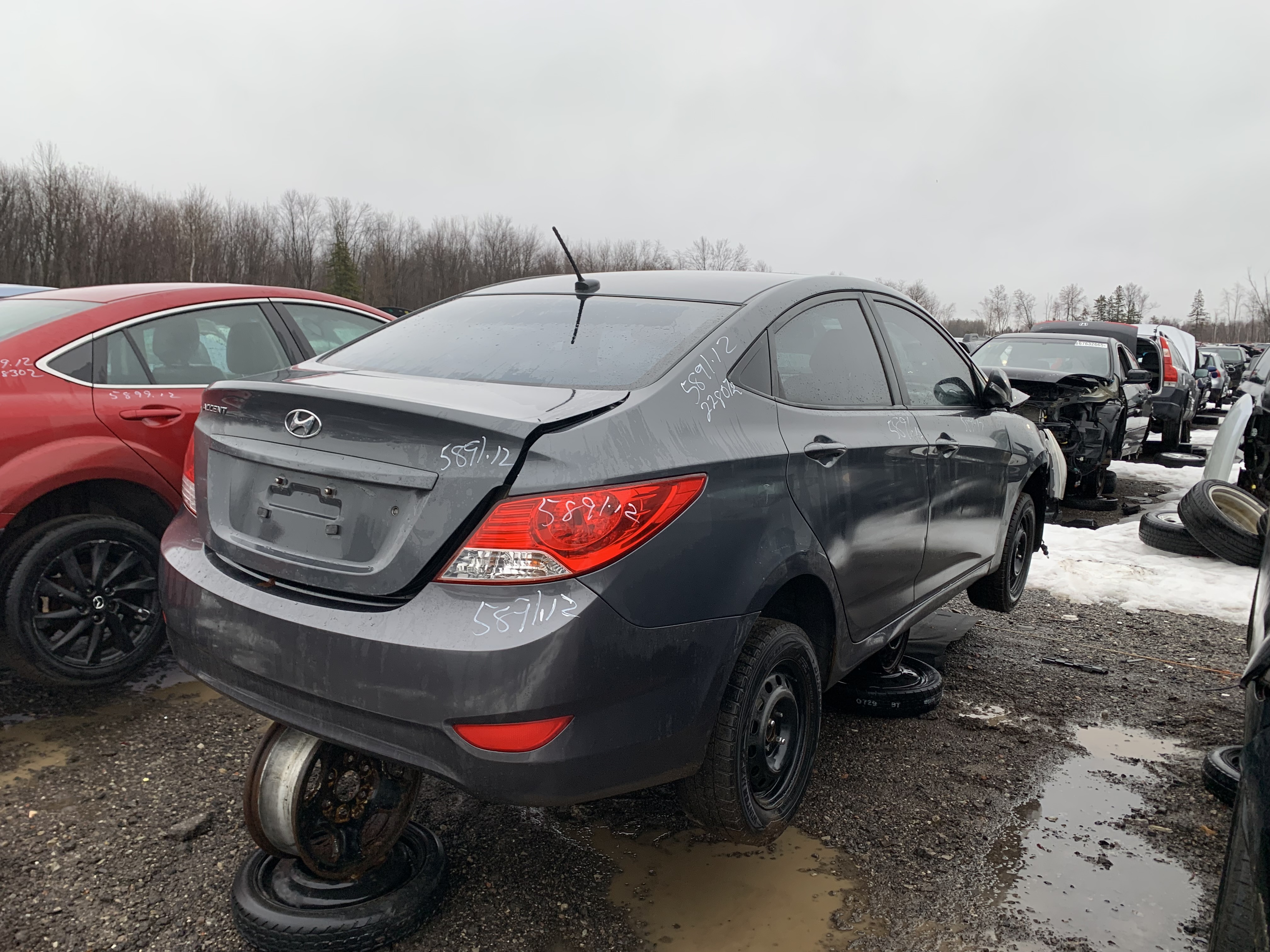 HYUNDAI ACCENT 2012
