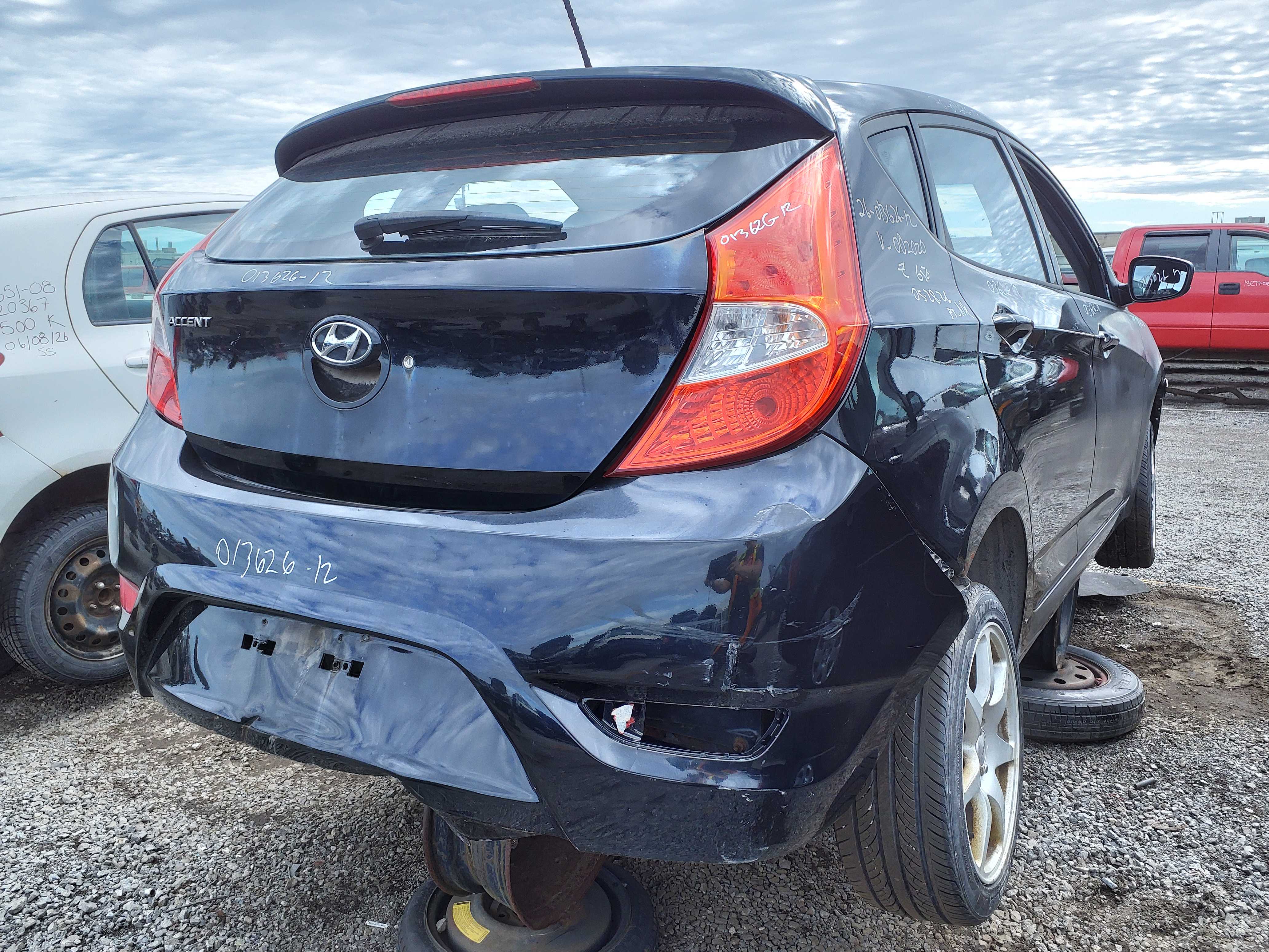 HYUNDAI ACCENT 2012