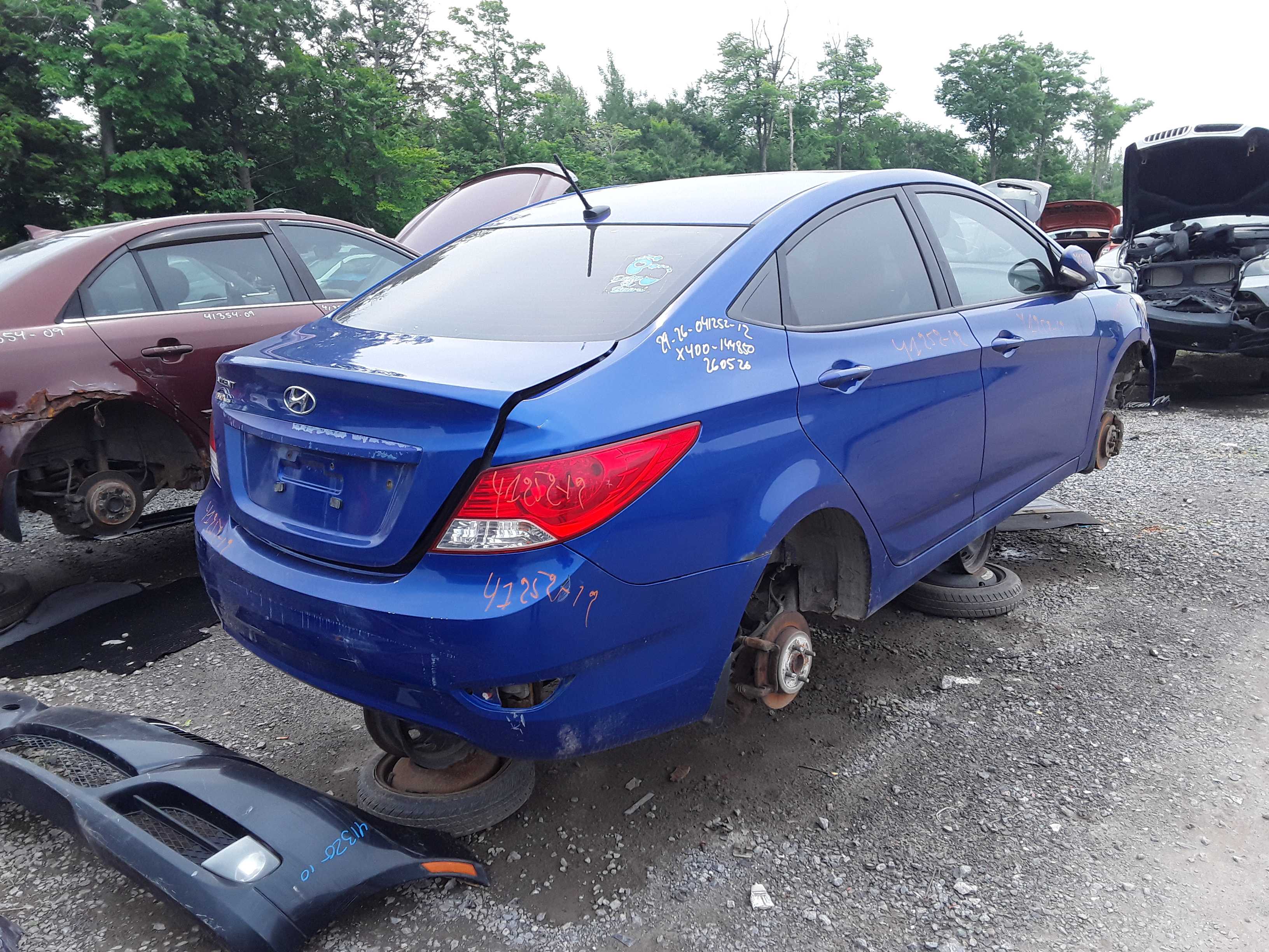 HYUNDAI ACCENT 2012