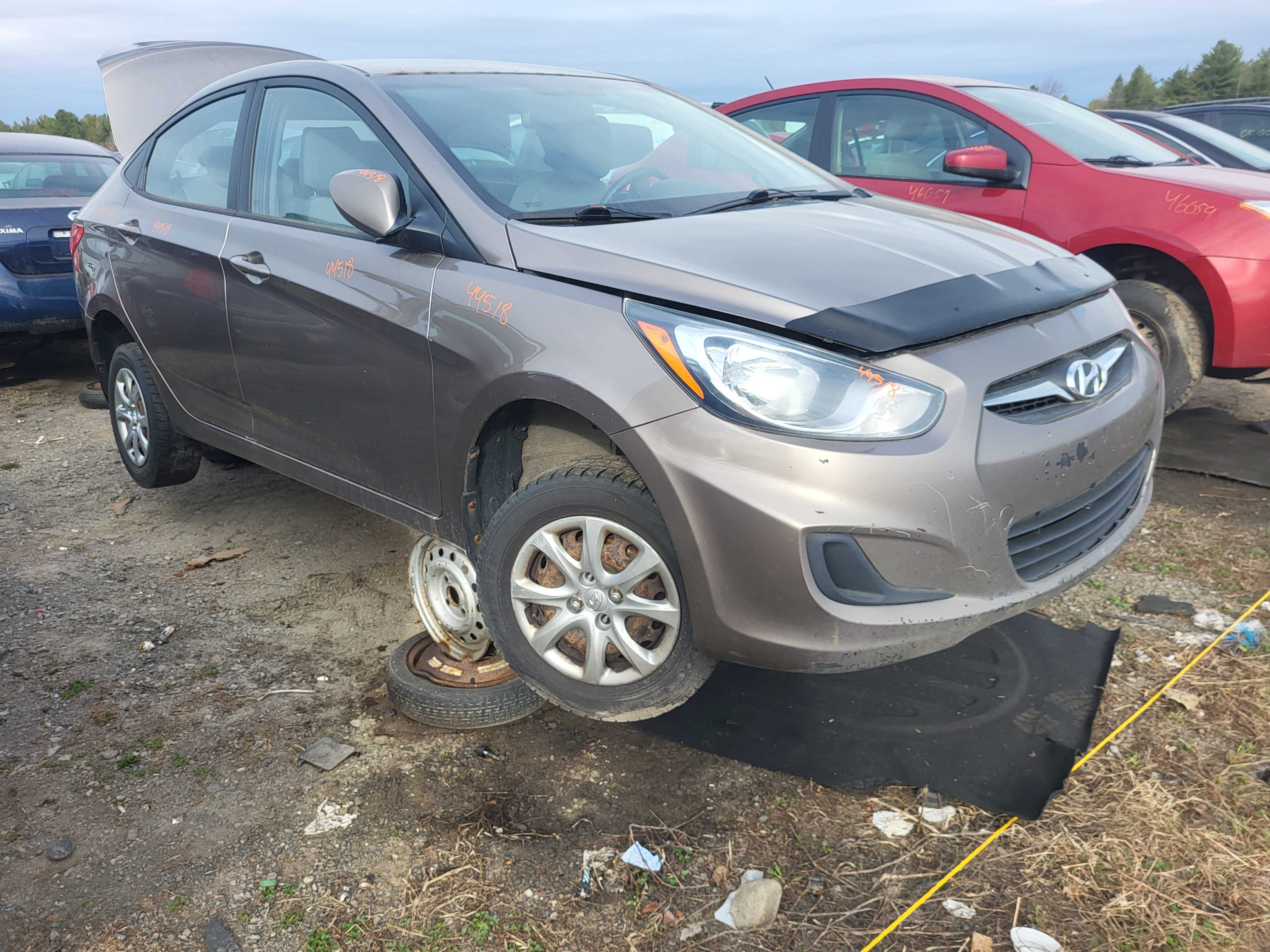 HYUNDAI ACCENT 2013