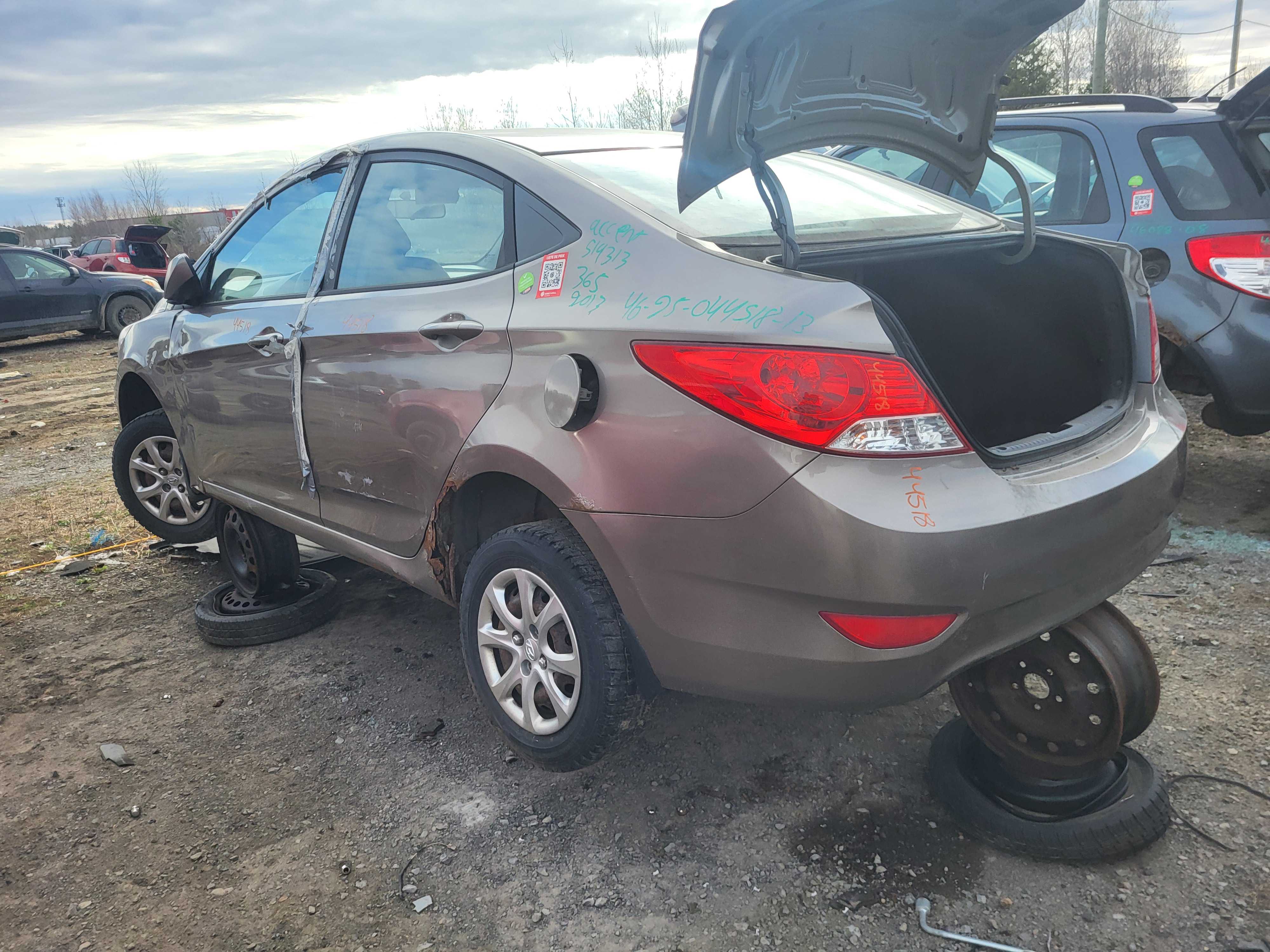 HYUNDAI ACCENT 2013