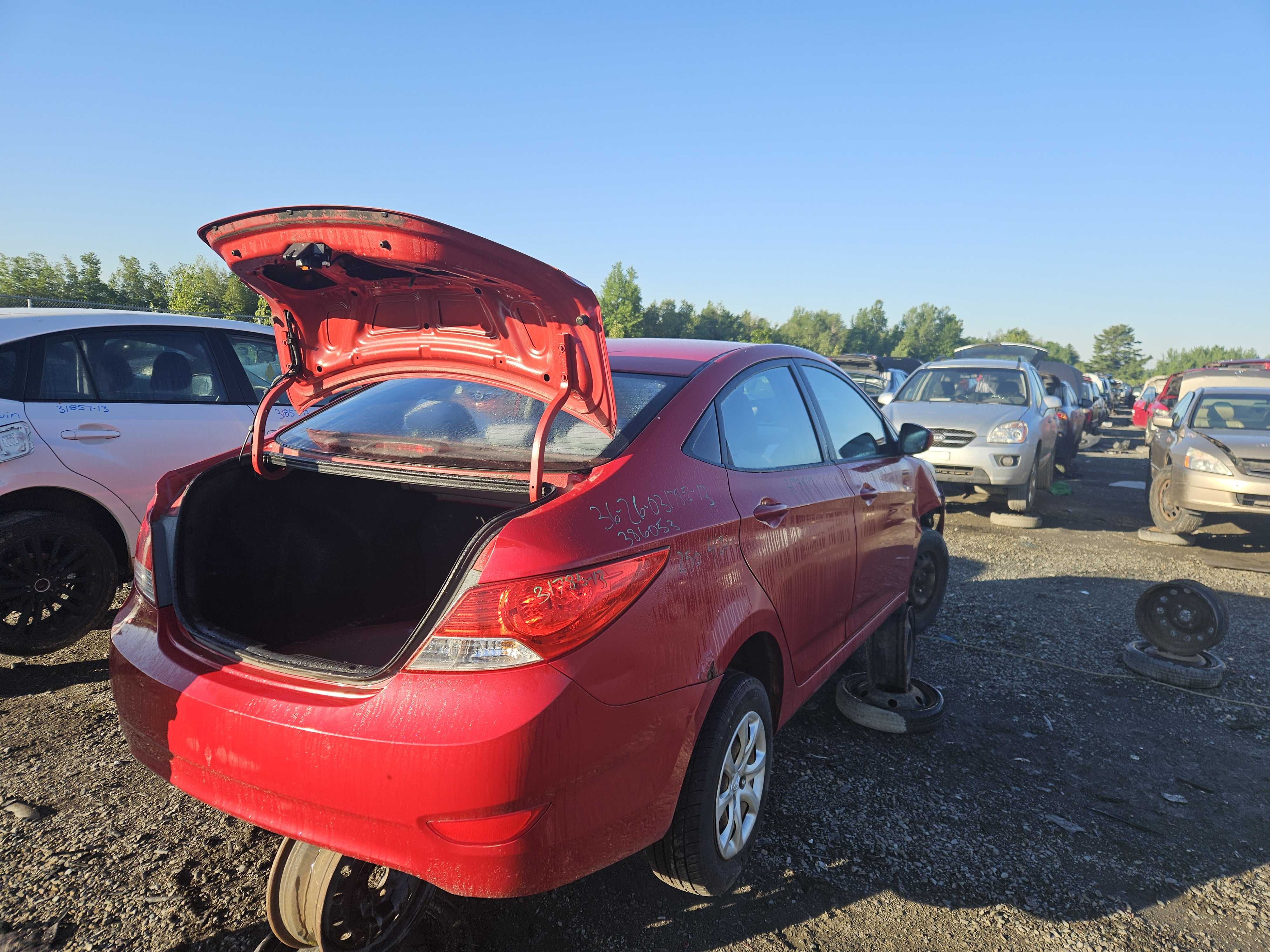 HYUNDAI ACCENT 2013