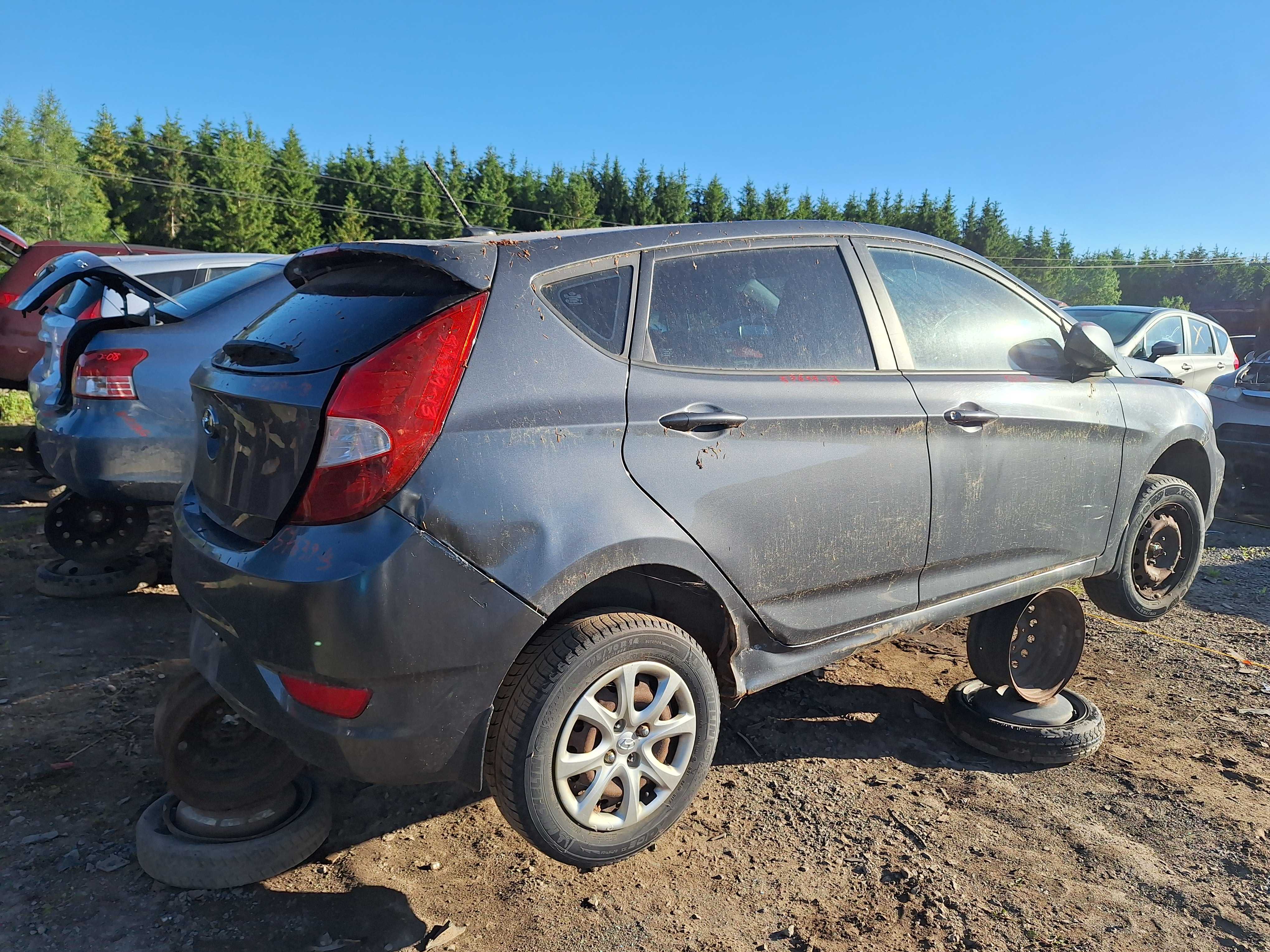 HYUNDAI ACCENT 2013