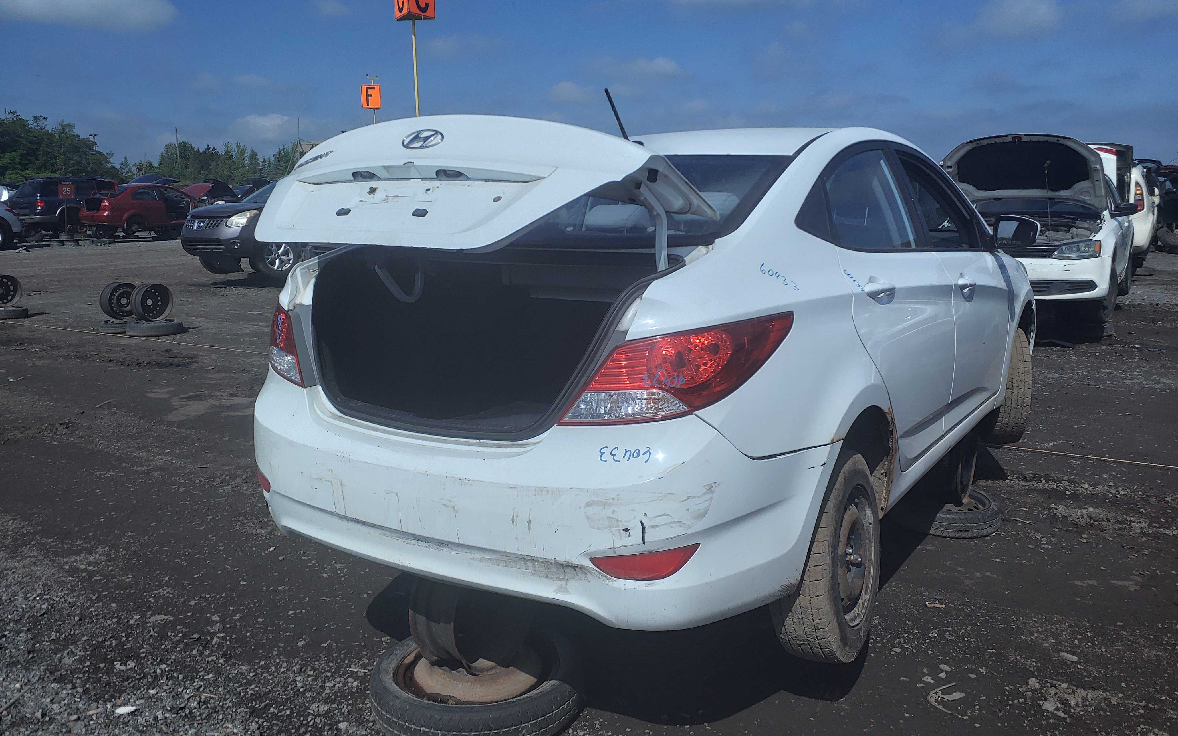 HYUNDAI ACCENT 2014