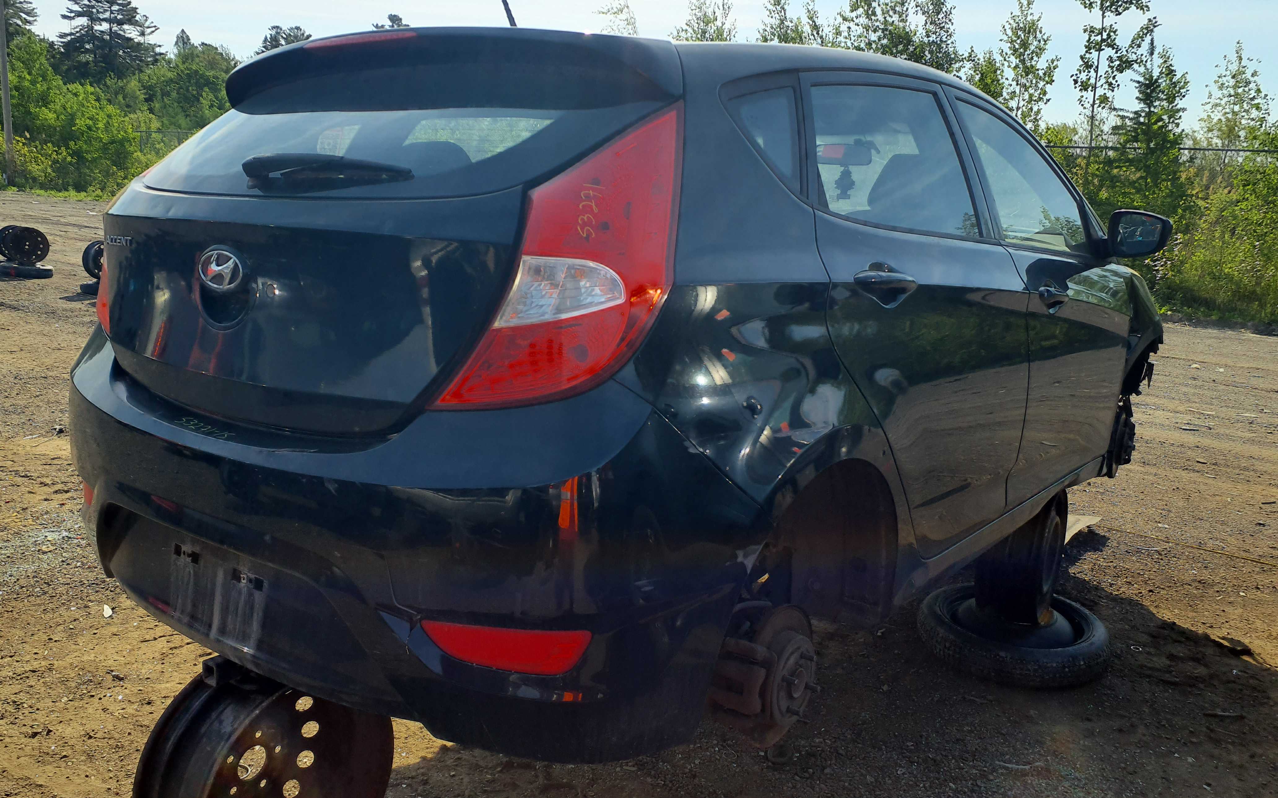 HYUNDAI ACCENT 2015