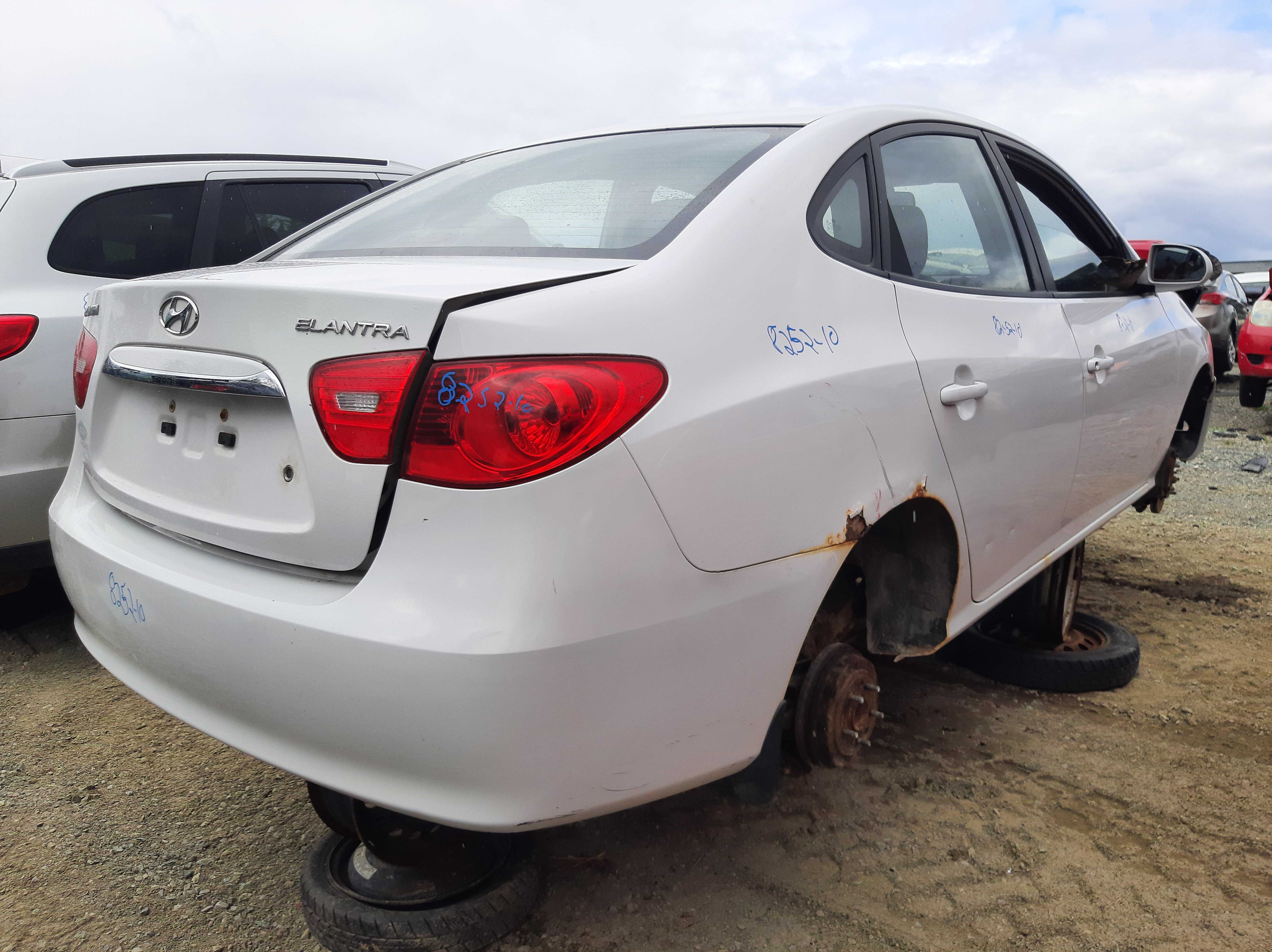 HYUNDAI ELANTRA 2010