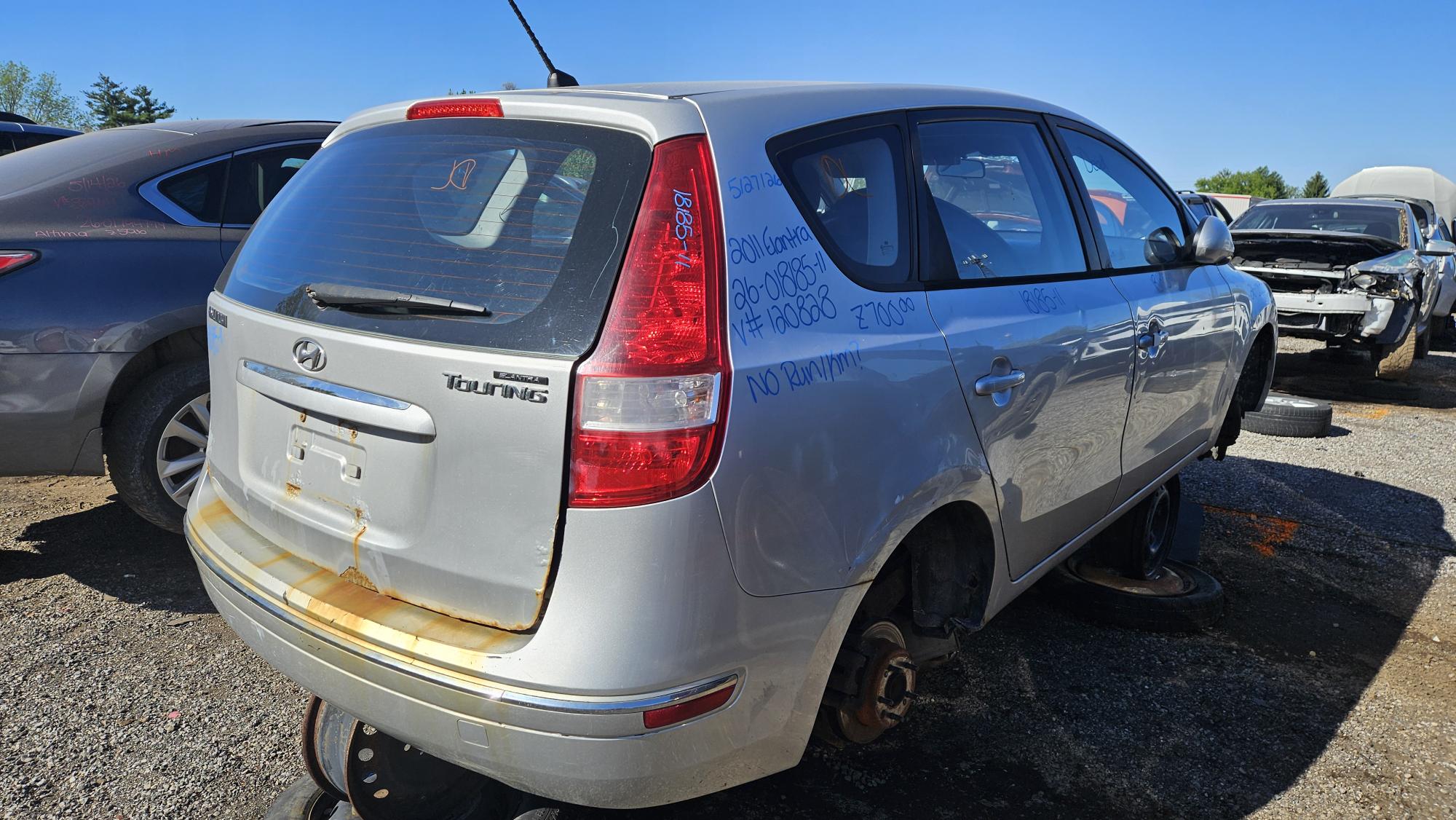 HYUNDAI ELANTRA 2011