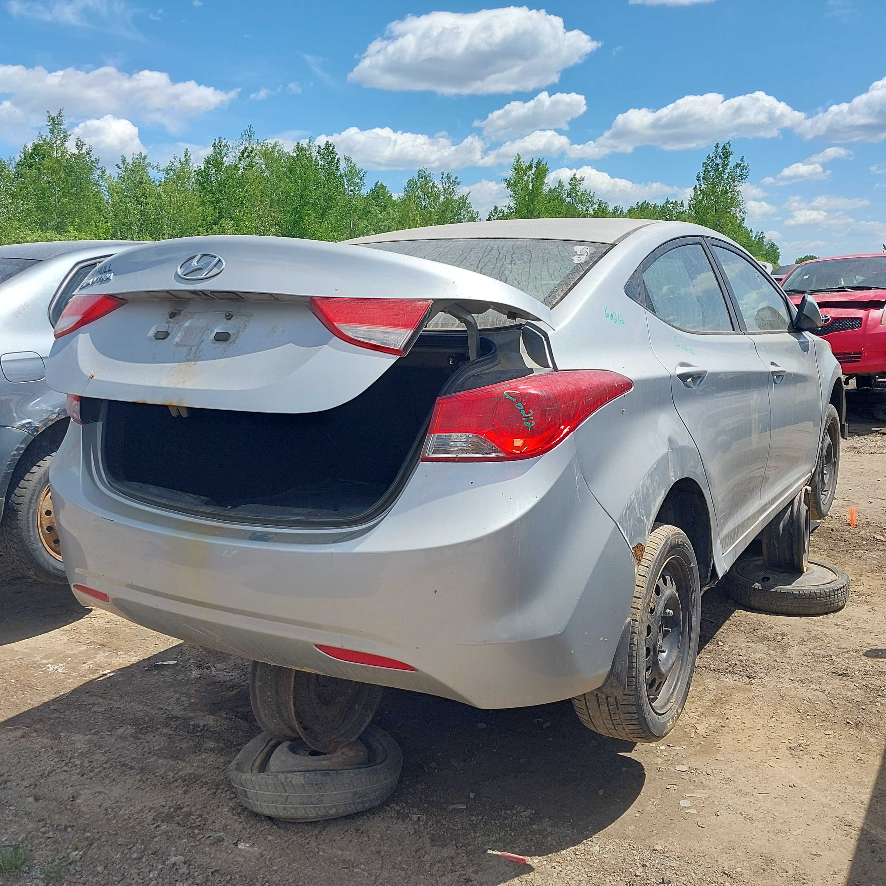 HYUNDAI ELANTRA 2011