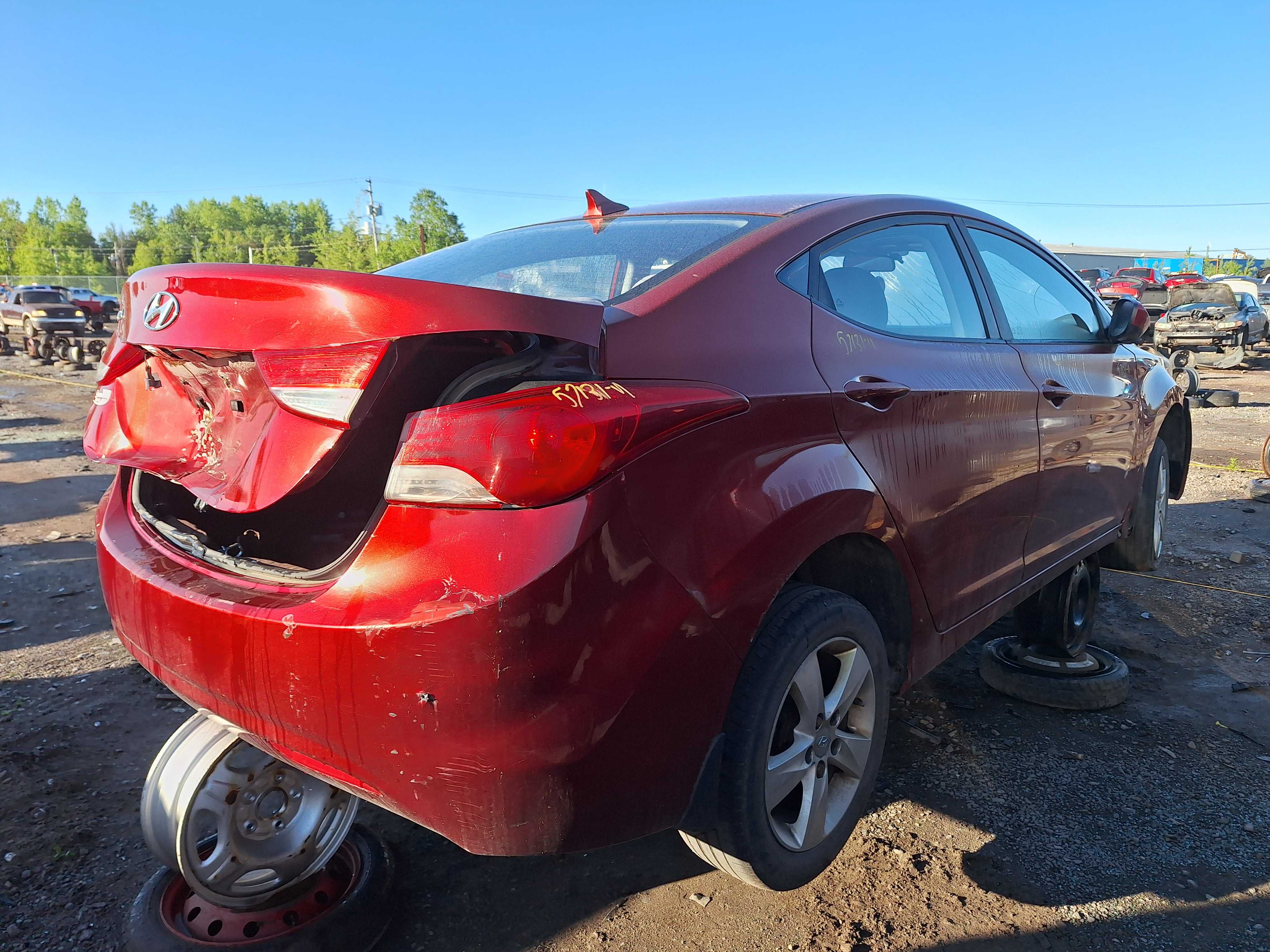 HYUNDAI ELANTRA 2011