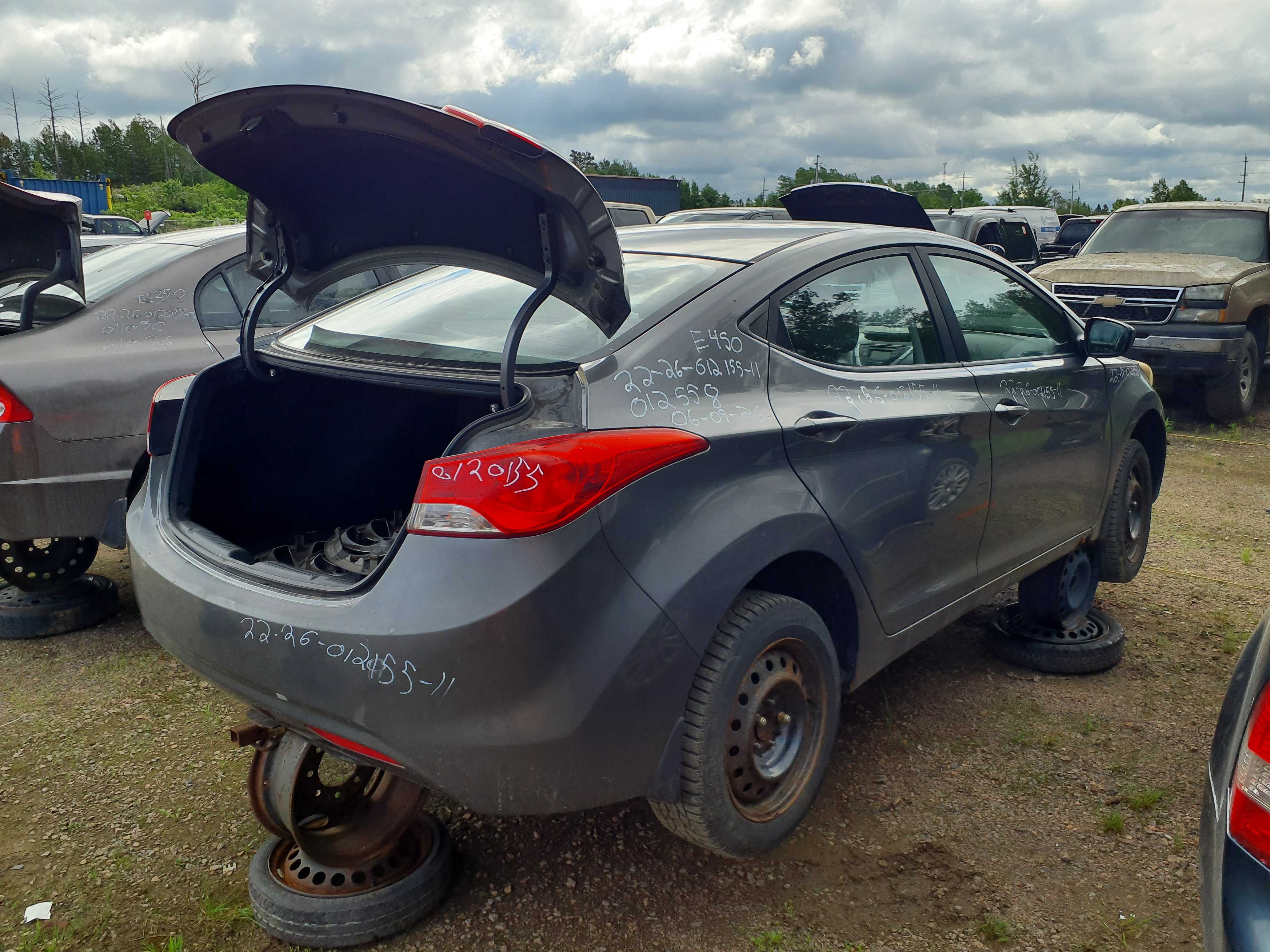HYUNDAI ELANTRA 2011