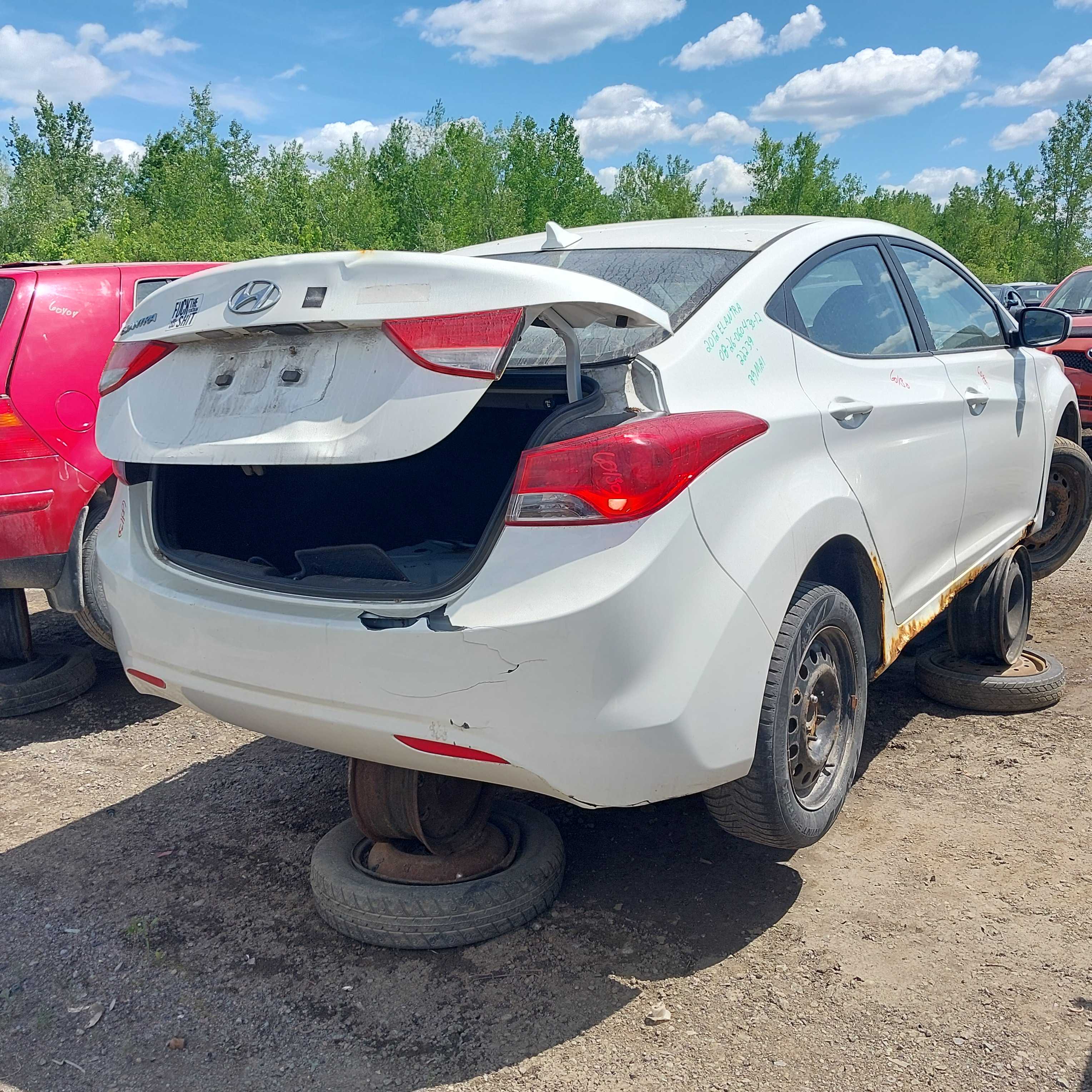 HYUNDAI ELANTRA 2012
