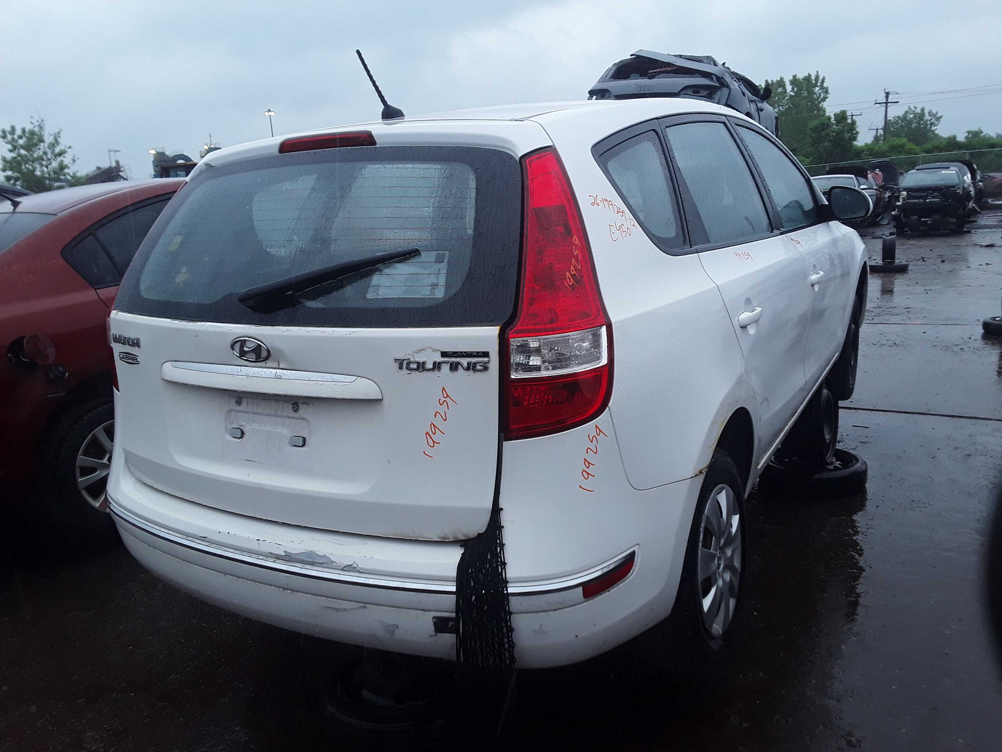 HYUNDAI ELANTRA 2012
