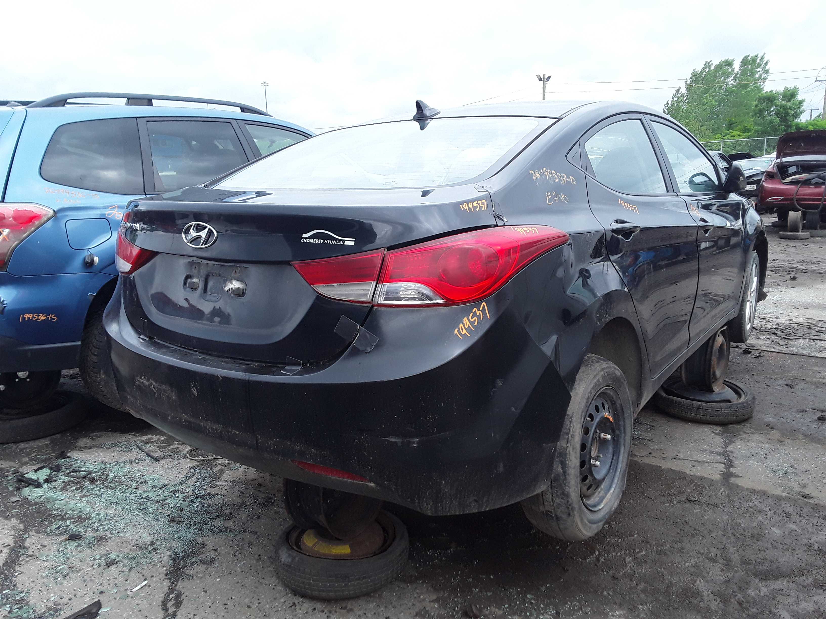 HYUNDAI ELANTRA 2012