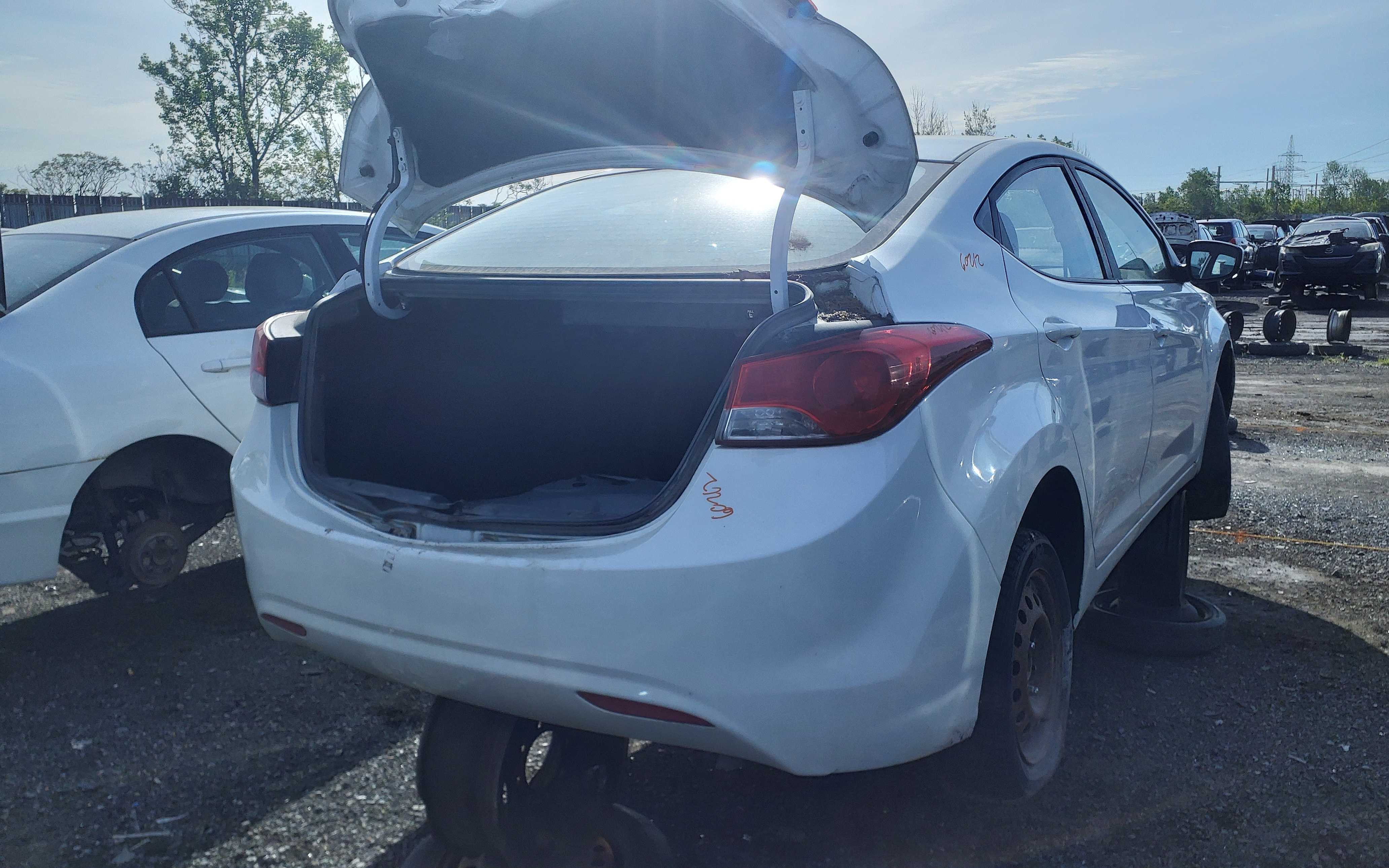 HYUNDAI ELANTRA 2013