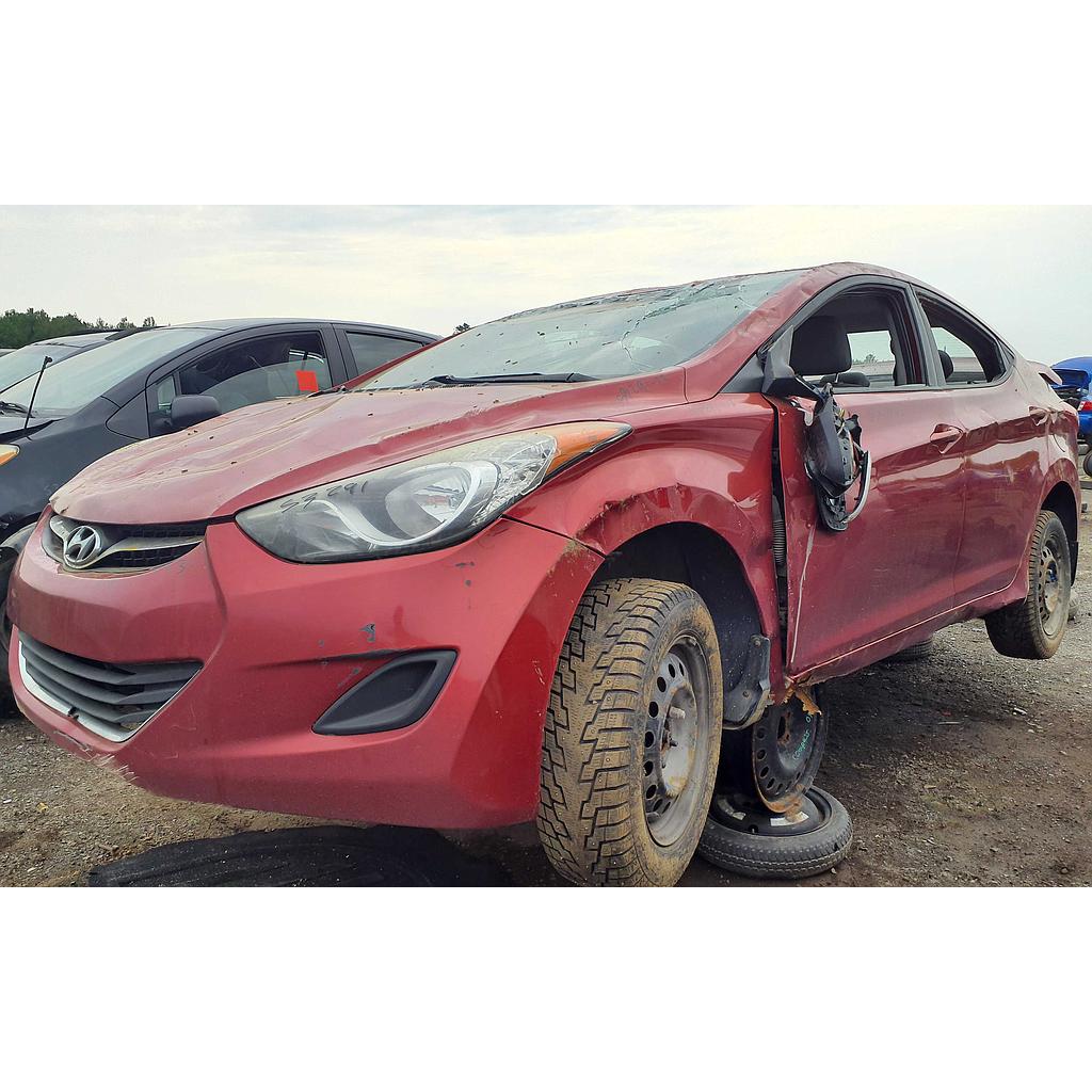 HYUNDAI ELANTRA 2013