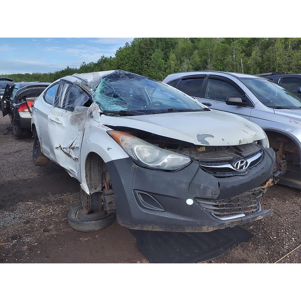HYUNDAI ELANTRA 2013