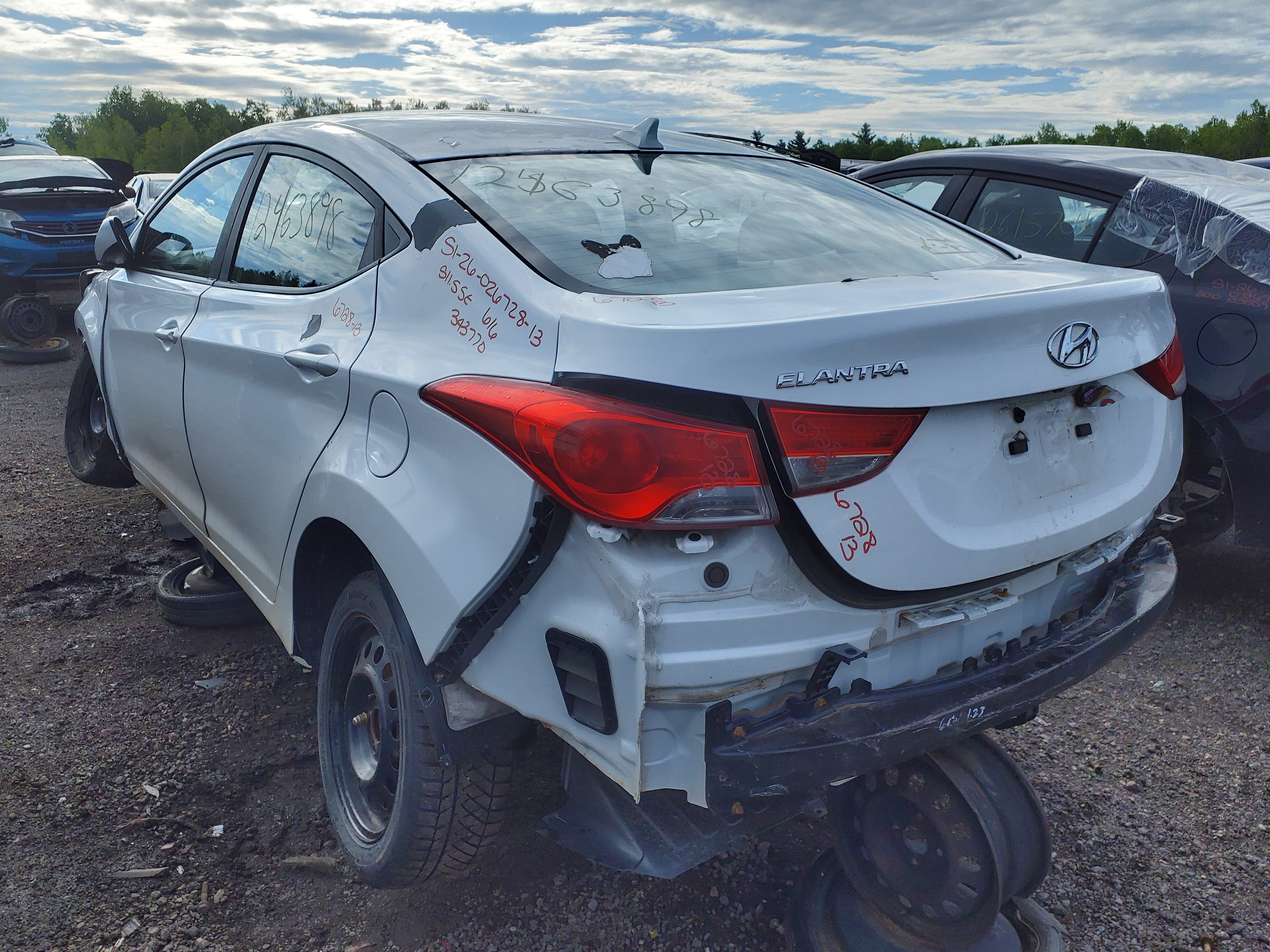 HYUNDAI ELANTRA 2013