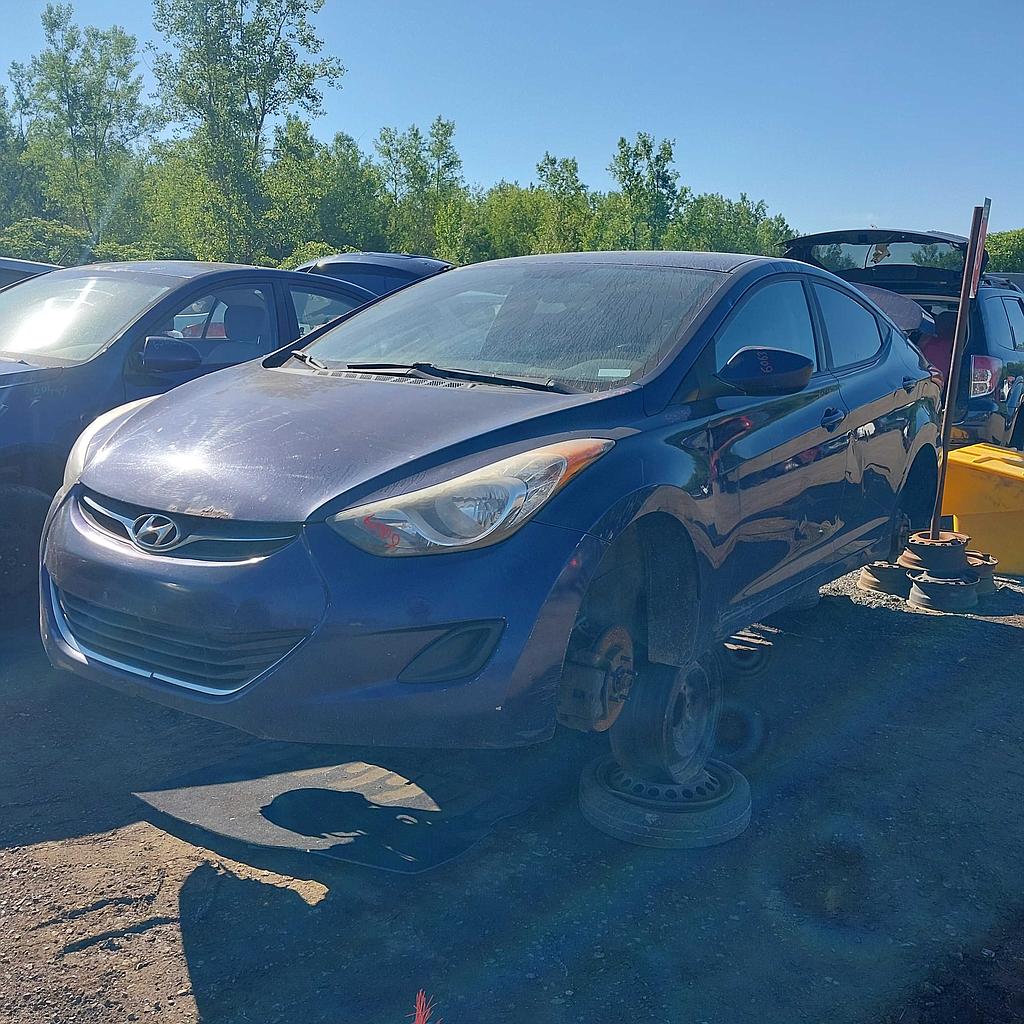 HYUNDAI ELANTRA 2013