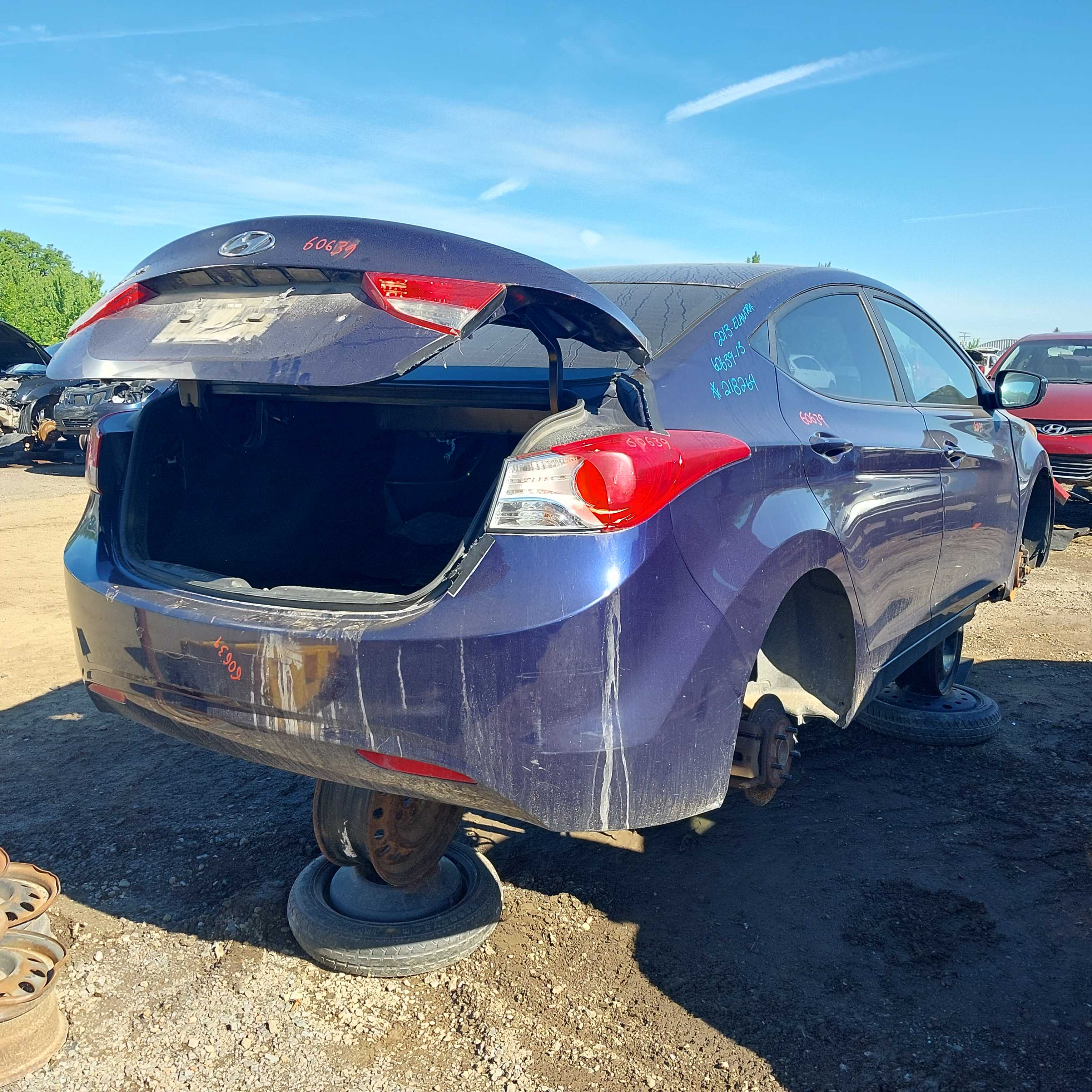 HYUNDAI ELANTRA 2013