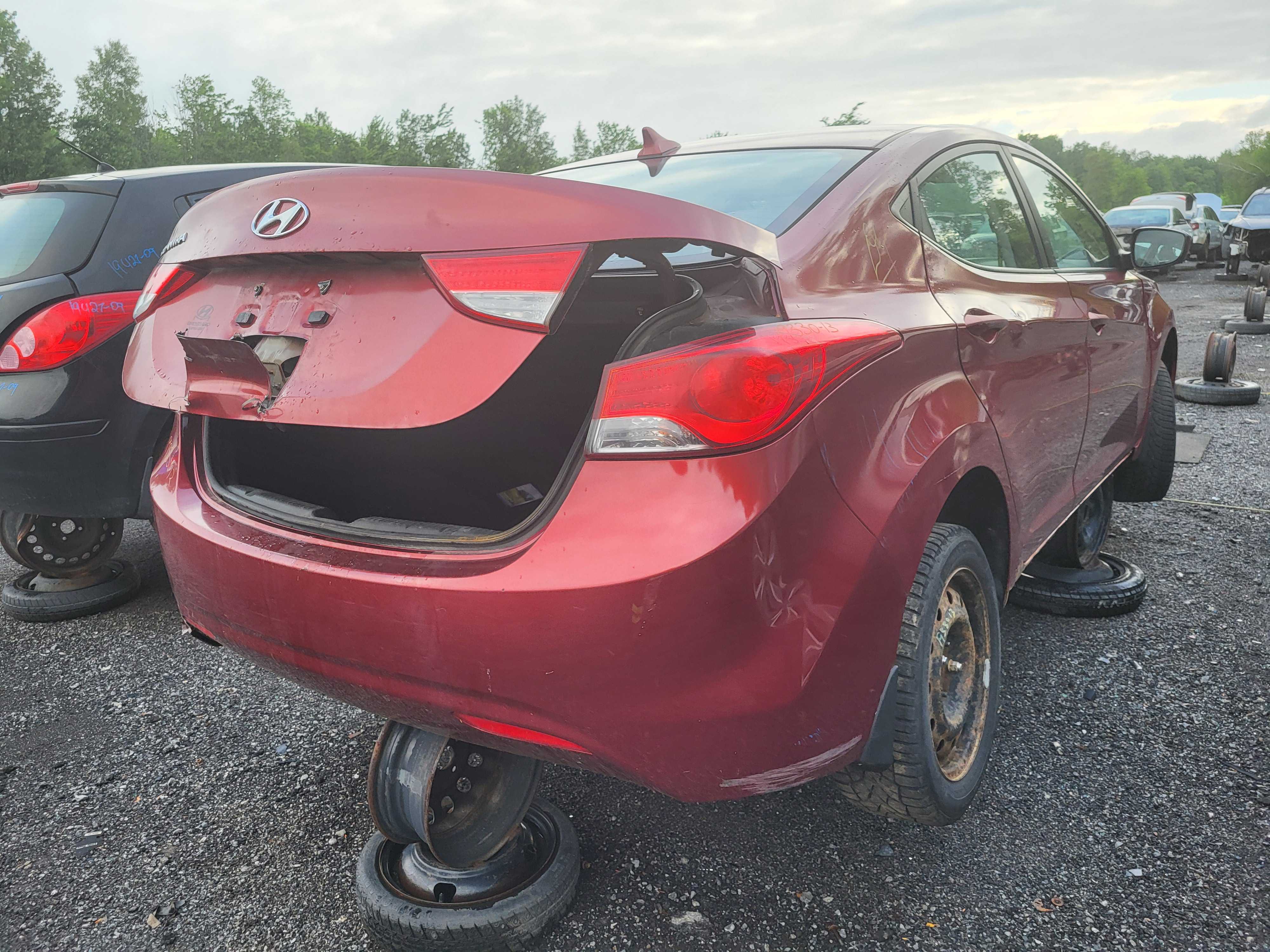 HYUNDAI ELANTRA 2013