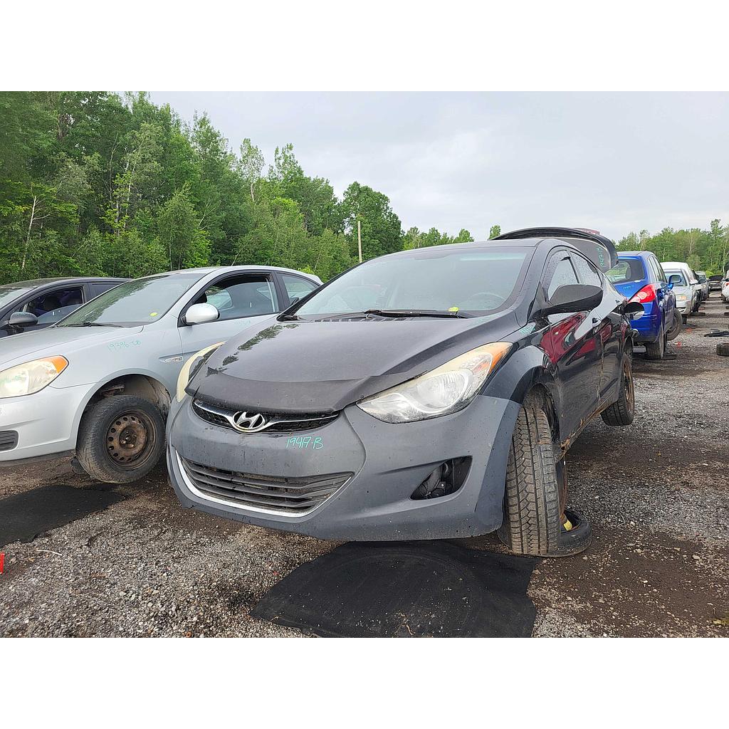 HYUNDAI ELANTRA 2013