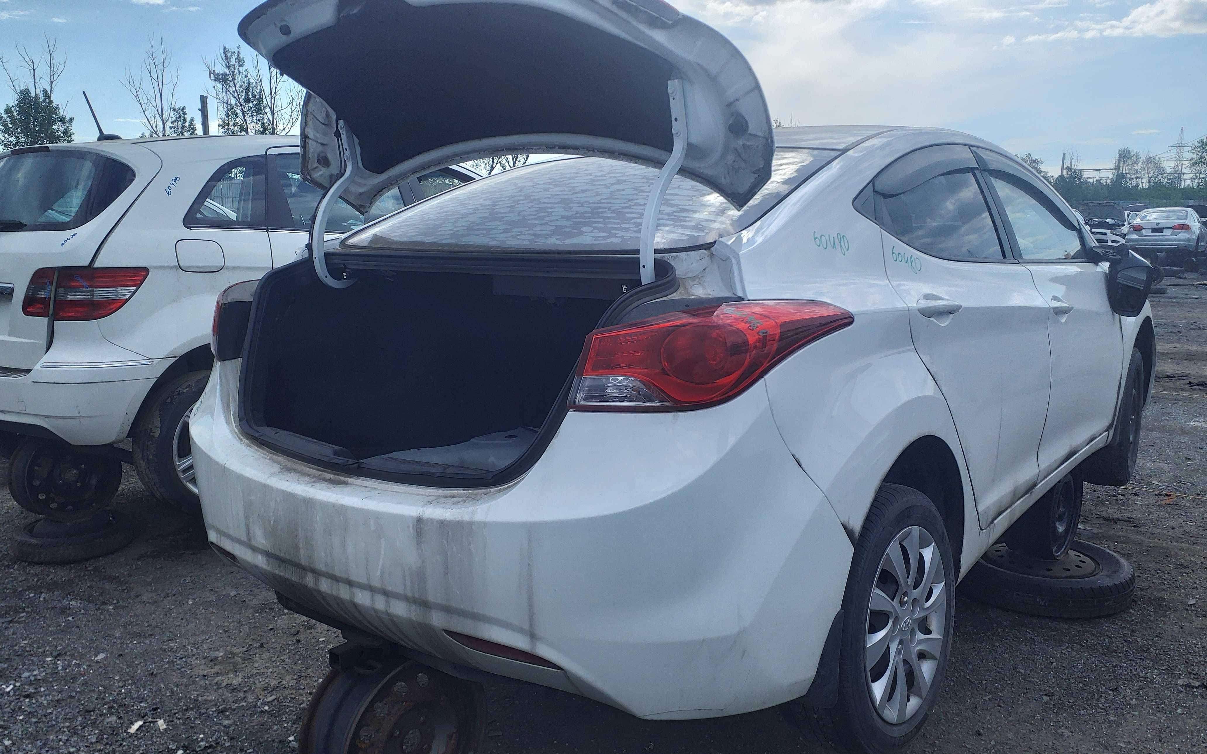 HYUNDAI ELANTRA 2013